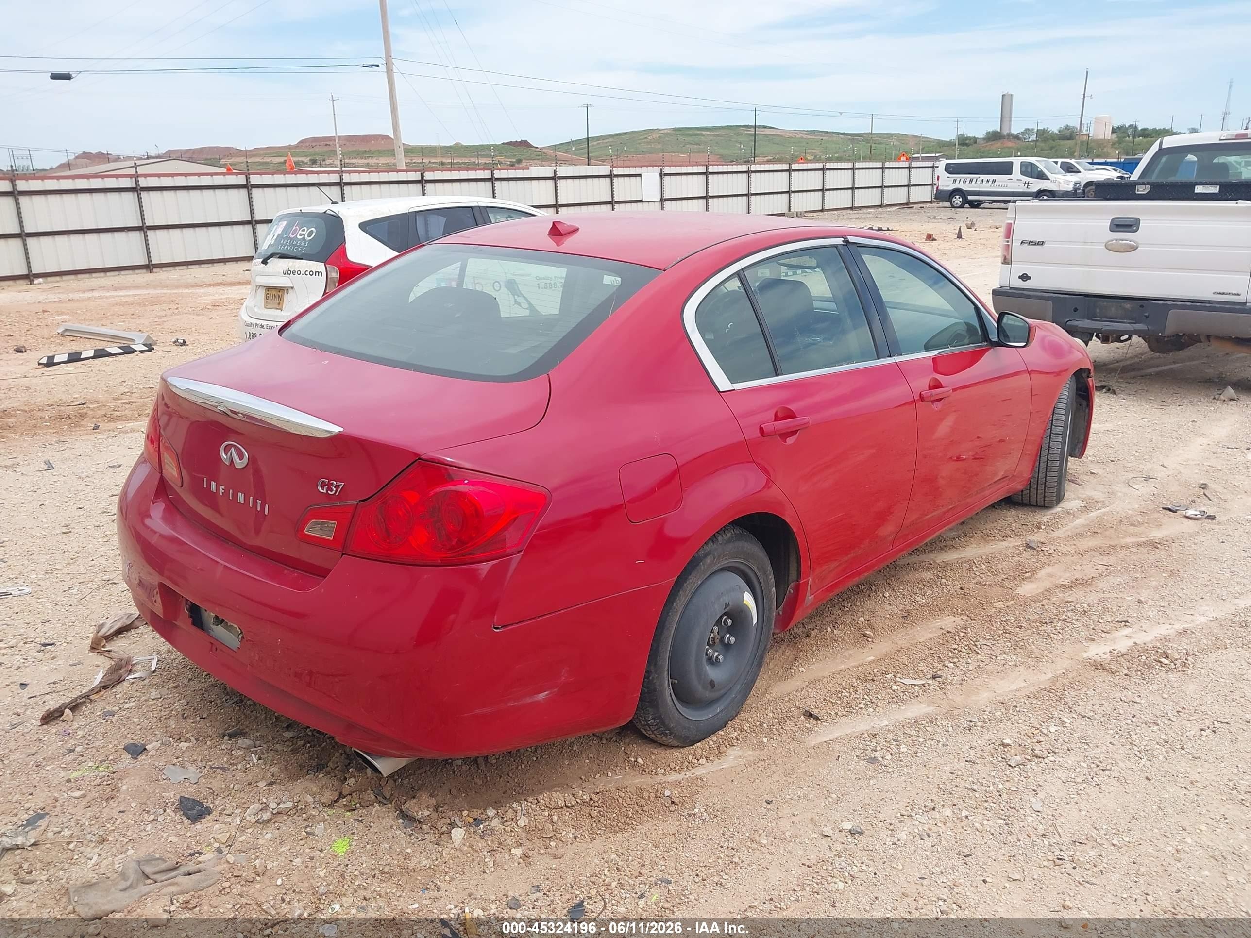 2011 Infiniti G37 Journey Red vin: JN1CV6AP3BM506367