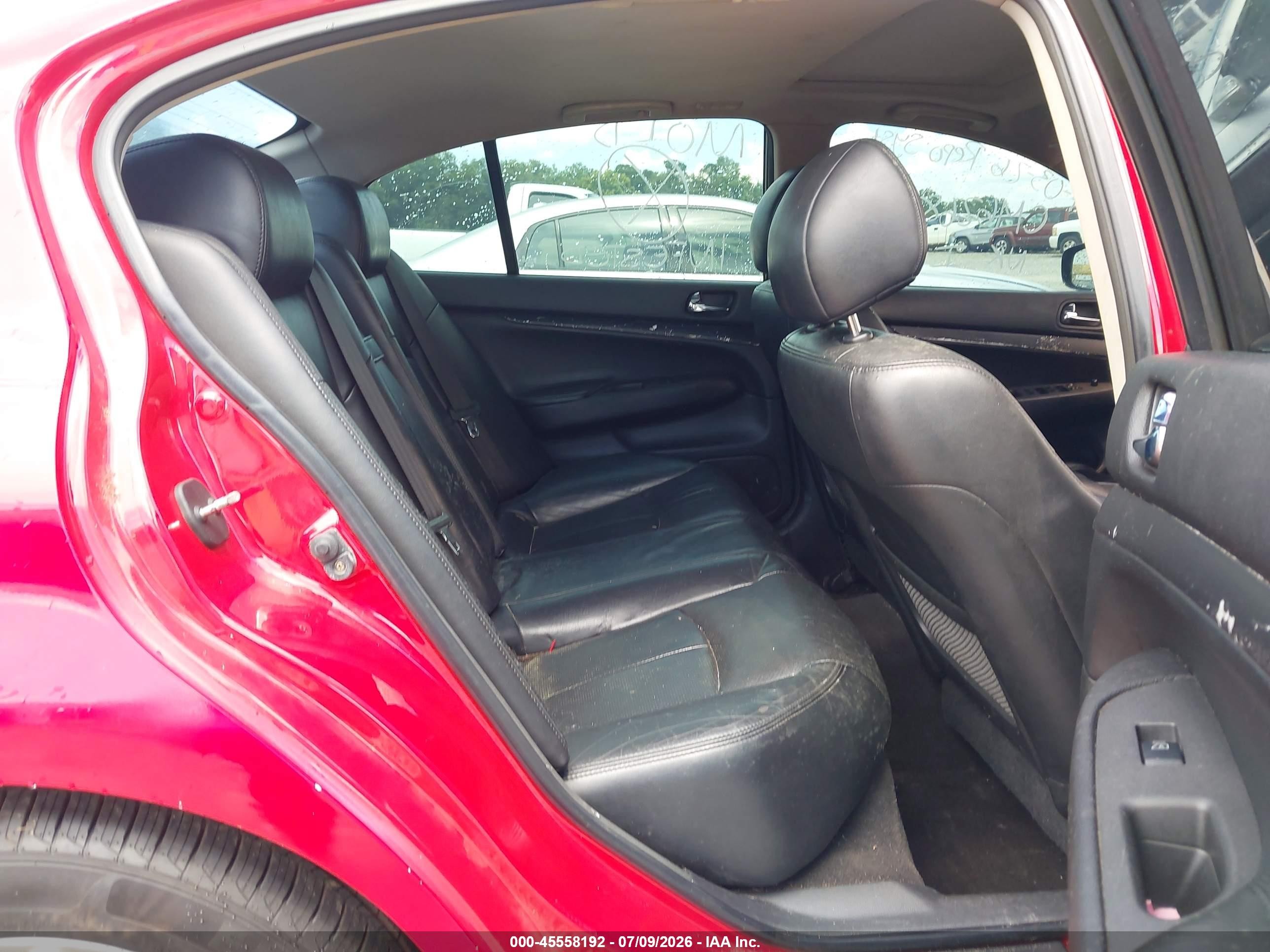 2012 Infiniti G37 Journey Red vin: JN1CV6AP3CM626803