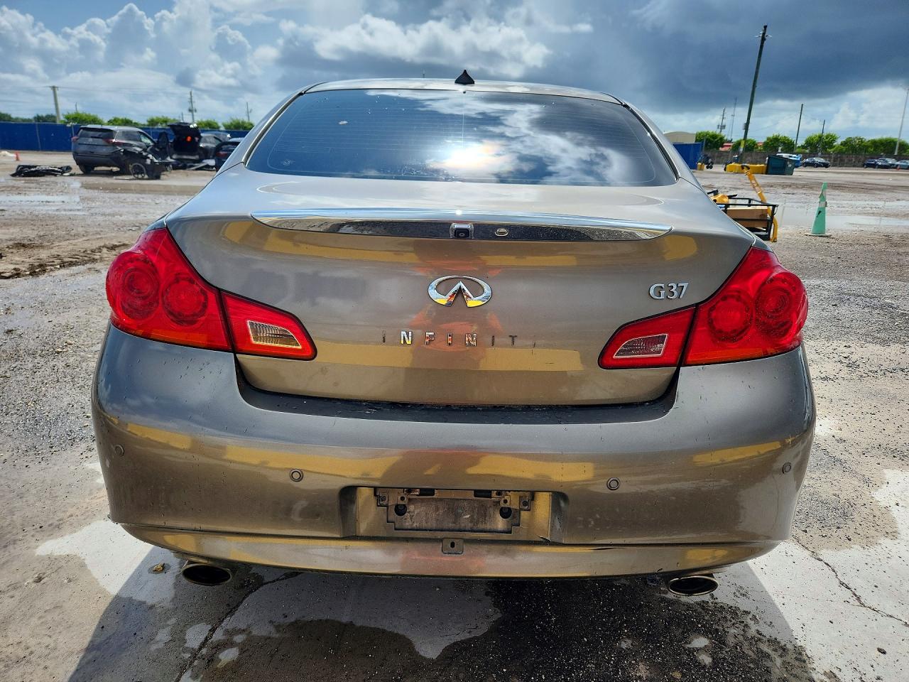 2013 Infiniti G37 Sedan Journey Tan vin: JN1CV6AP3DM301487