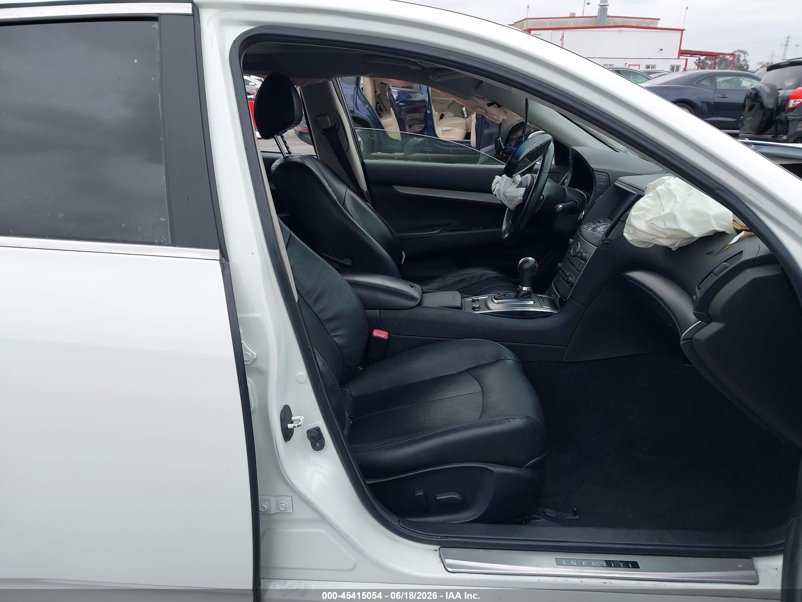 2013 Infiniti G37 Journey White vin: JN1CV6AP3DM717555