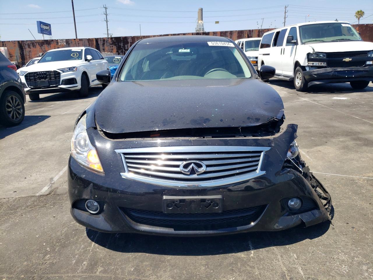 2015 Infiniti Q40 Base Черный vin: JN1CV6AP3FM502342