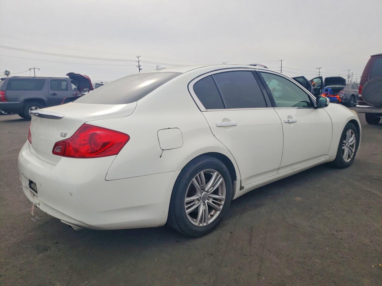 2011 Infiniti G37 Sedan Journey White vin: JN1CV6AP4BM304105