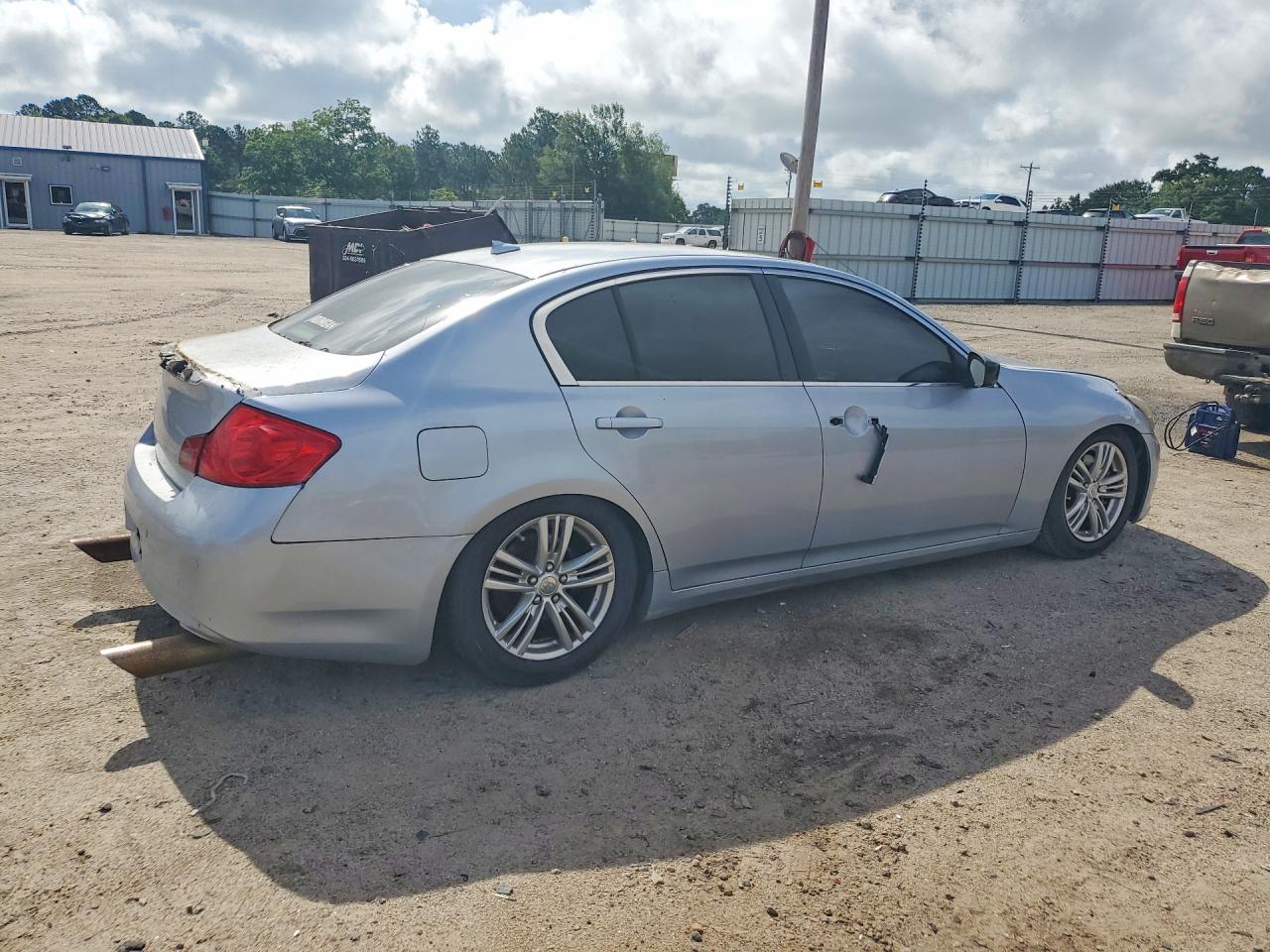 2011 Infiniti G37 Sedan Journey Silver vin: JN1CV6AP4BM510640