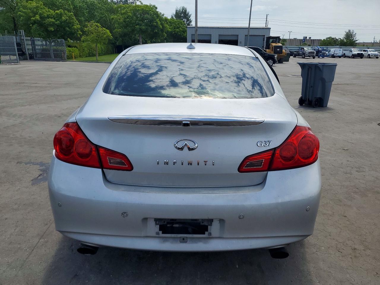 2012 Infiniti G37 Sedan Journey Silver vin: JN1CV6AP4CM620282