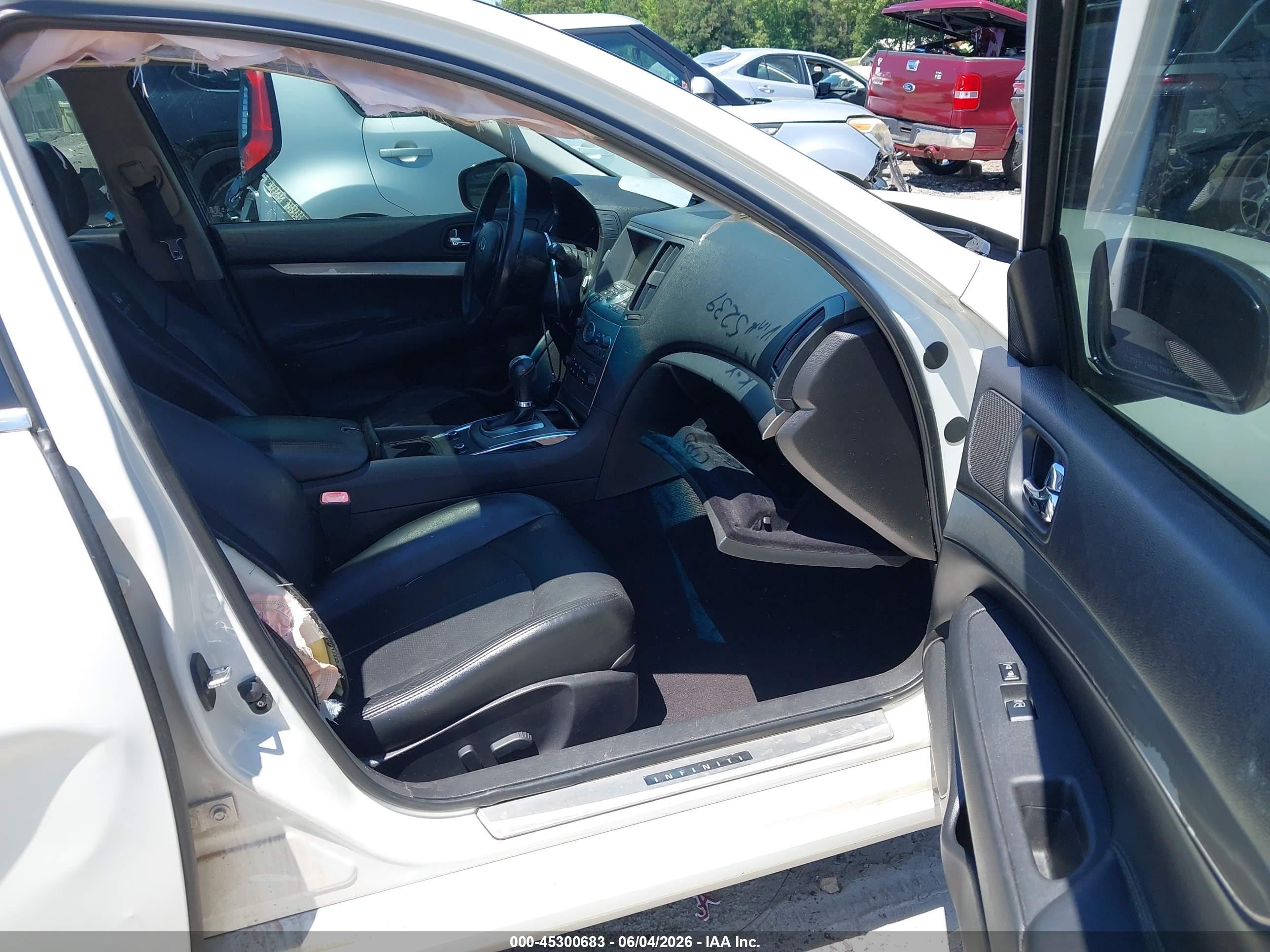 2013 Infiniti G37 Journey White vin: JN1CV6AP4DM305239