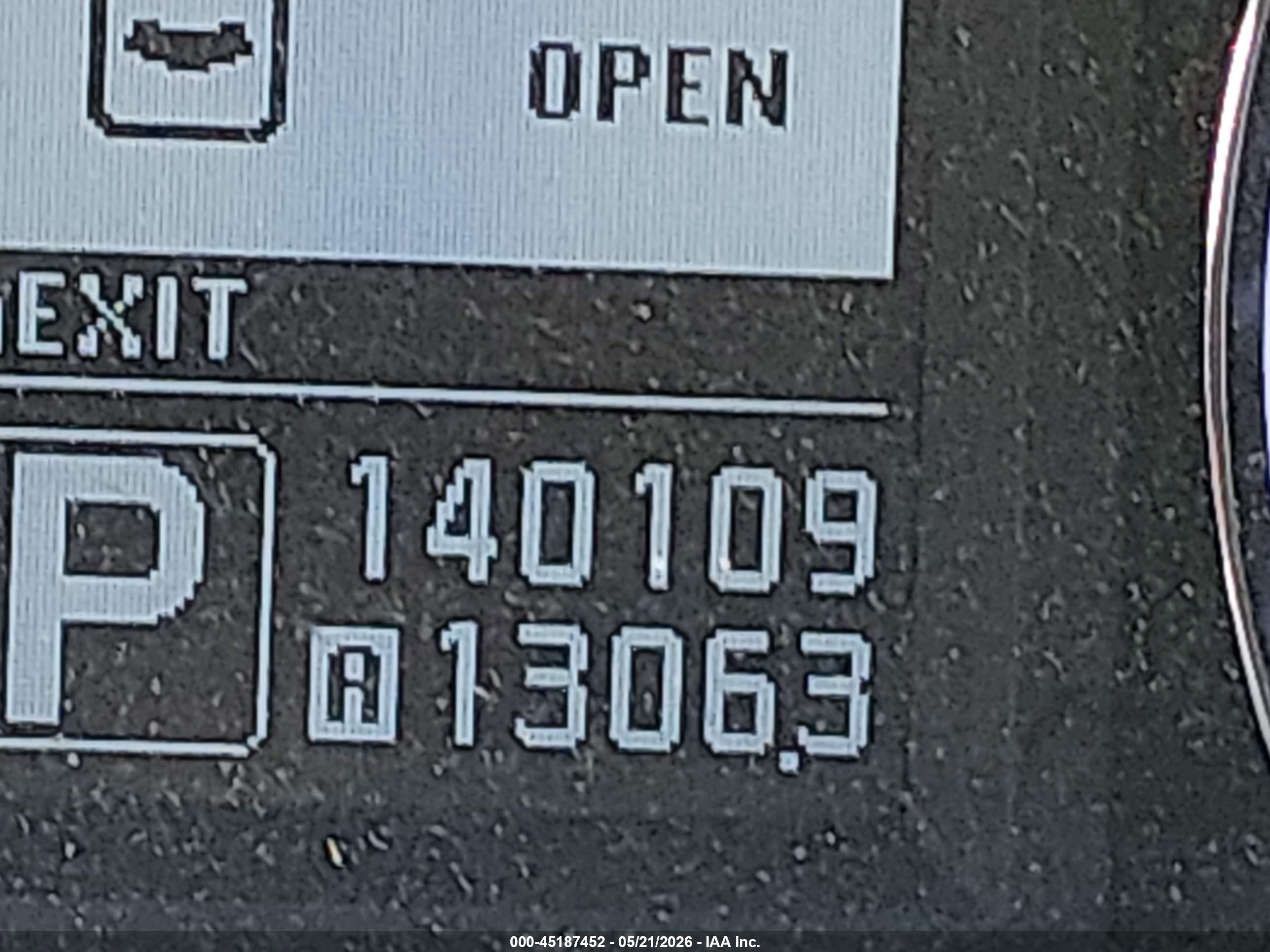 2013 Infiniti G37 Journey Белый vin: JN1CV6AP4DM725437