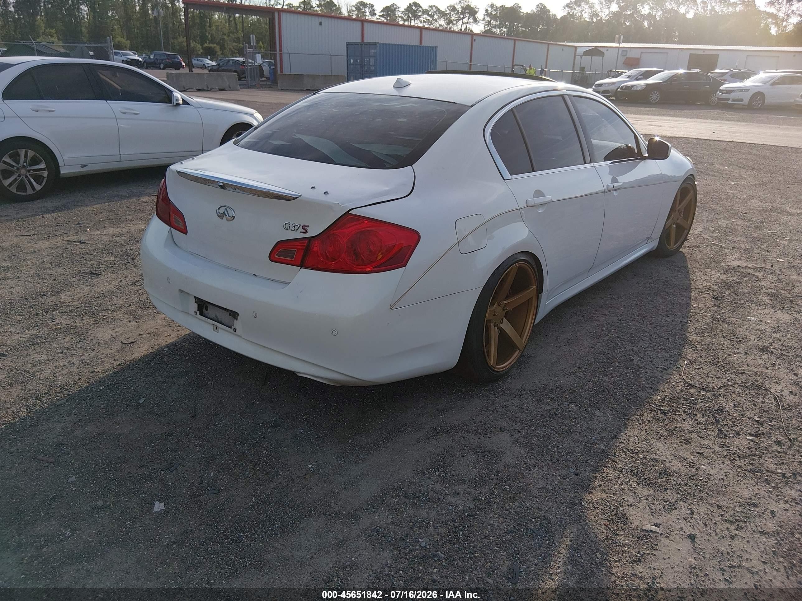 2010 Infiniti G37 Journey White vin: JN1CV6AP5AM203623