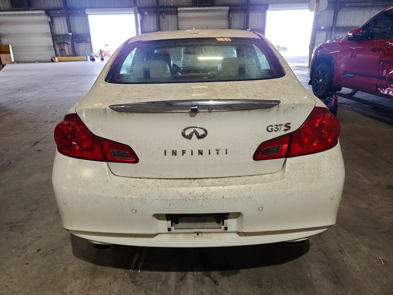 2010 Infiniti G37 Sedan Base White vin: JN1CV6AP5AM203959