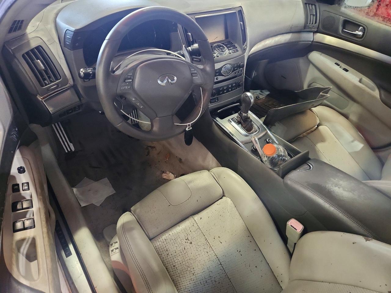 2010 Infiniti G37 Sedan Base White vin: JN1CV6AP5AM203959