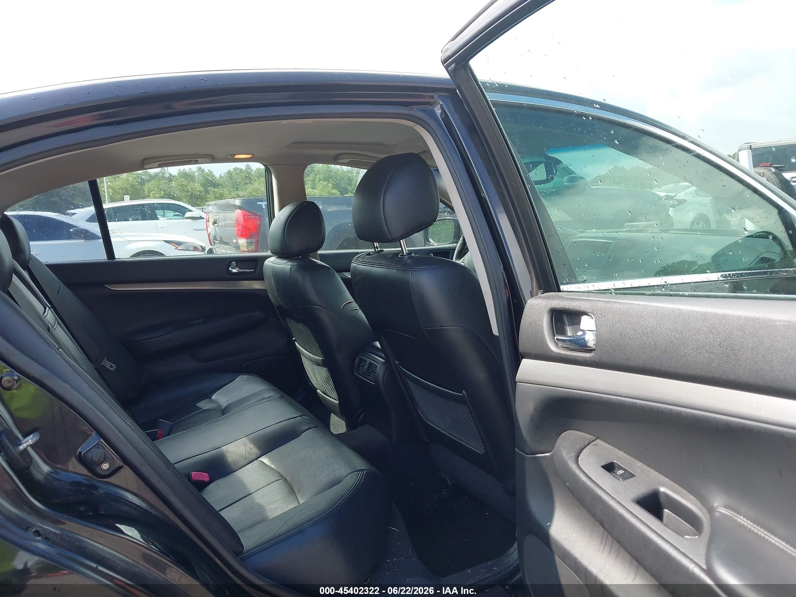 2010 Infiniti G37 Journey Black vin: JN1CV6AP5AM401795
