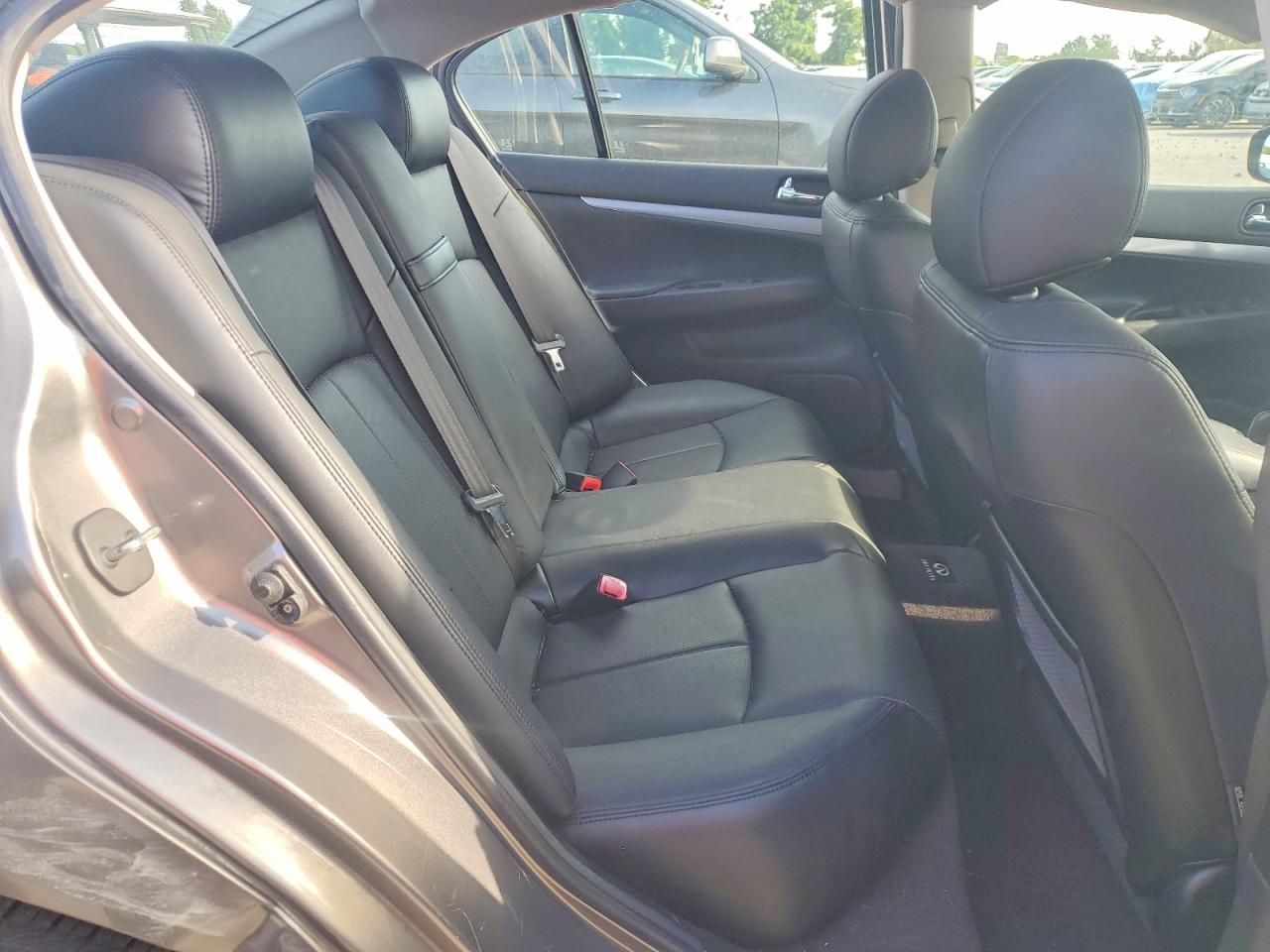 2010 Infiniti G37 Sedan Base Gray vin: JN1CV6AP5AM401912