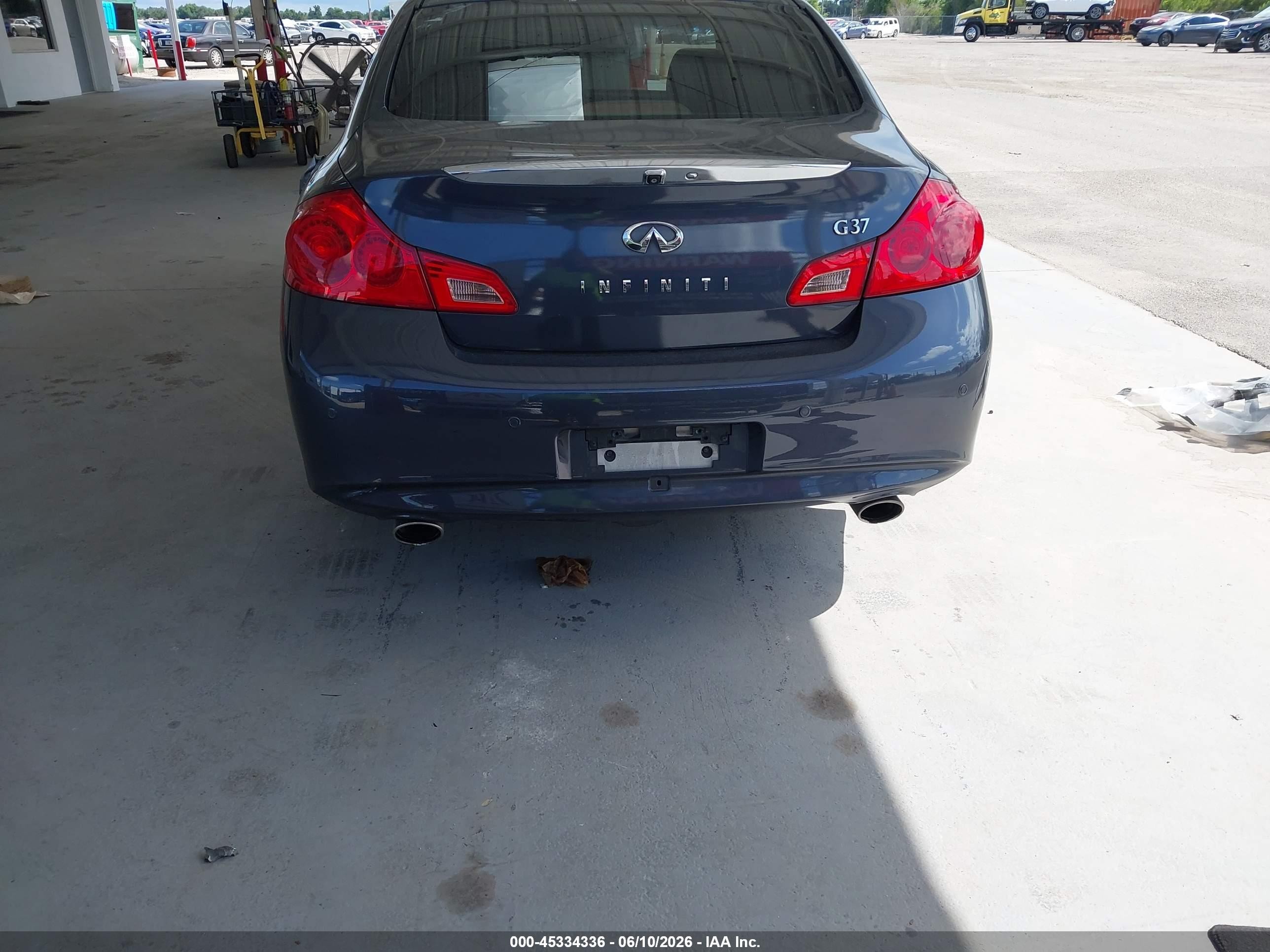2011 Infiniti G37 Journey Gray vin: JN1CV6AP5BM302329