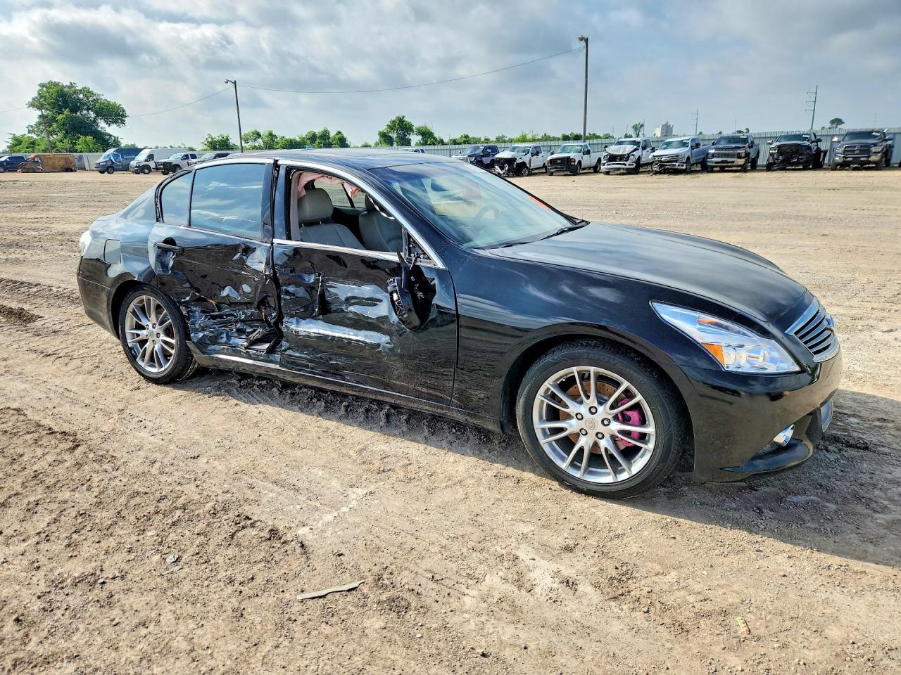 2011 Infiniti G37 Sedan Journey Black vin: JN1CV6AP5BM502224