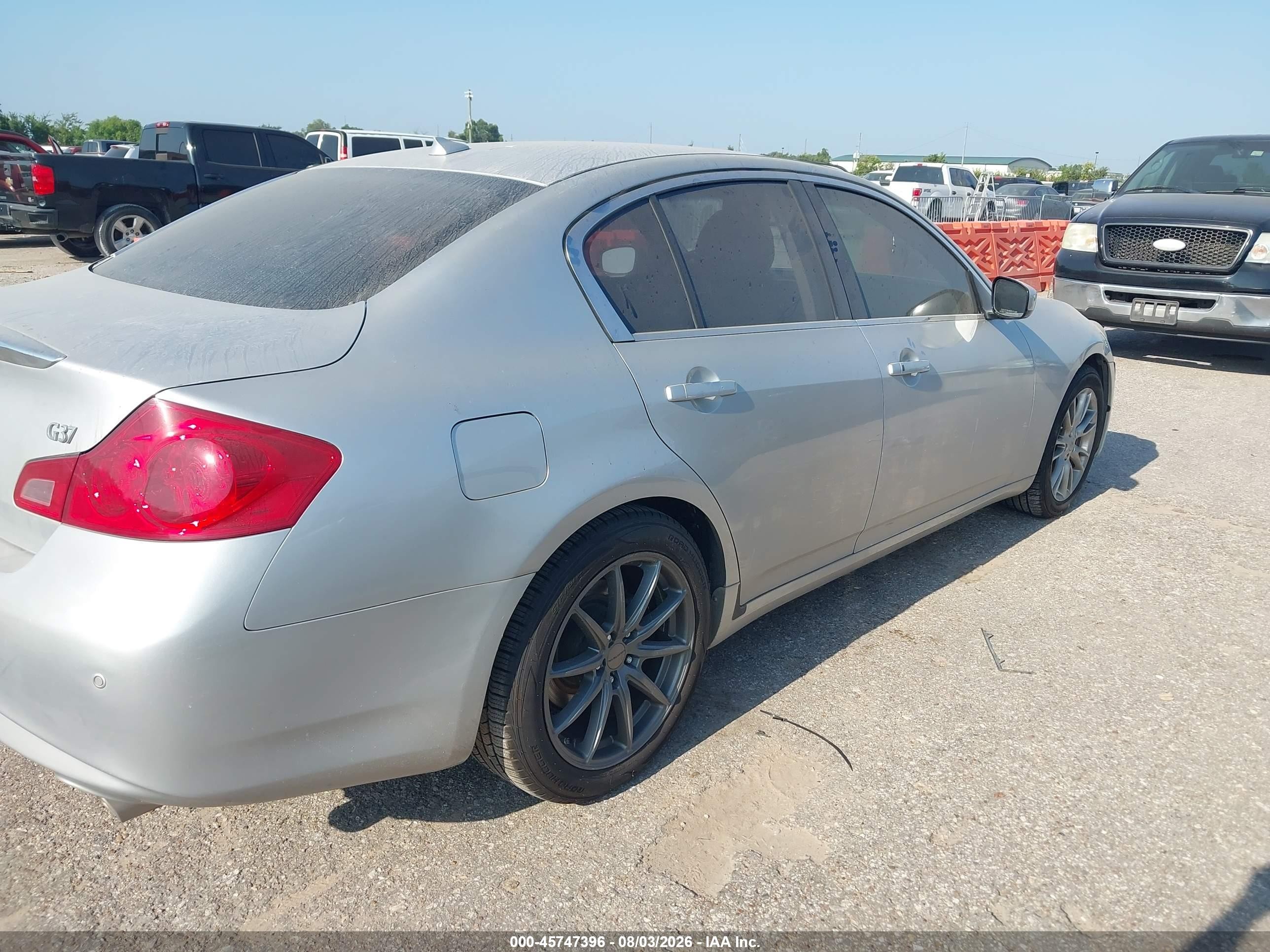 2012 Infiniti G37 Journey Silver vin: JN1CV6AP5CM622106
