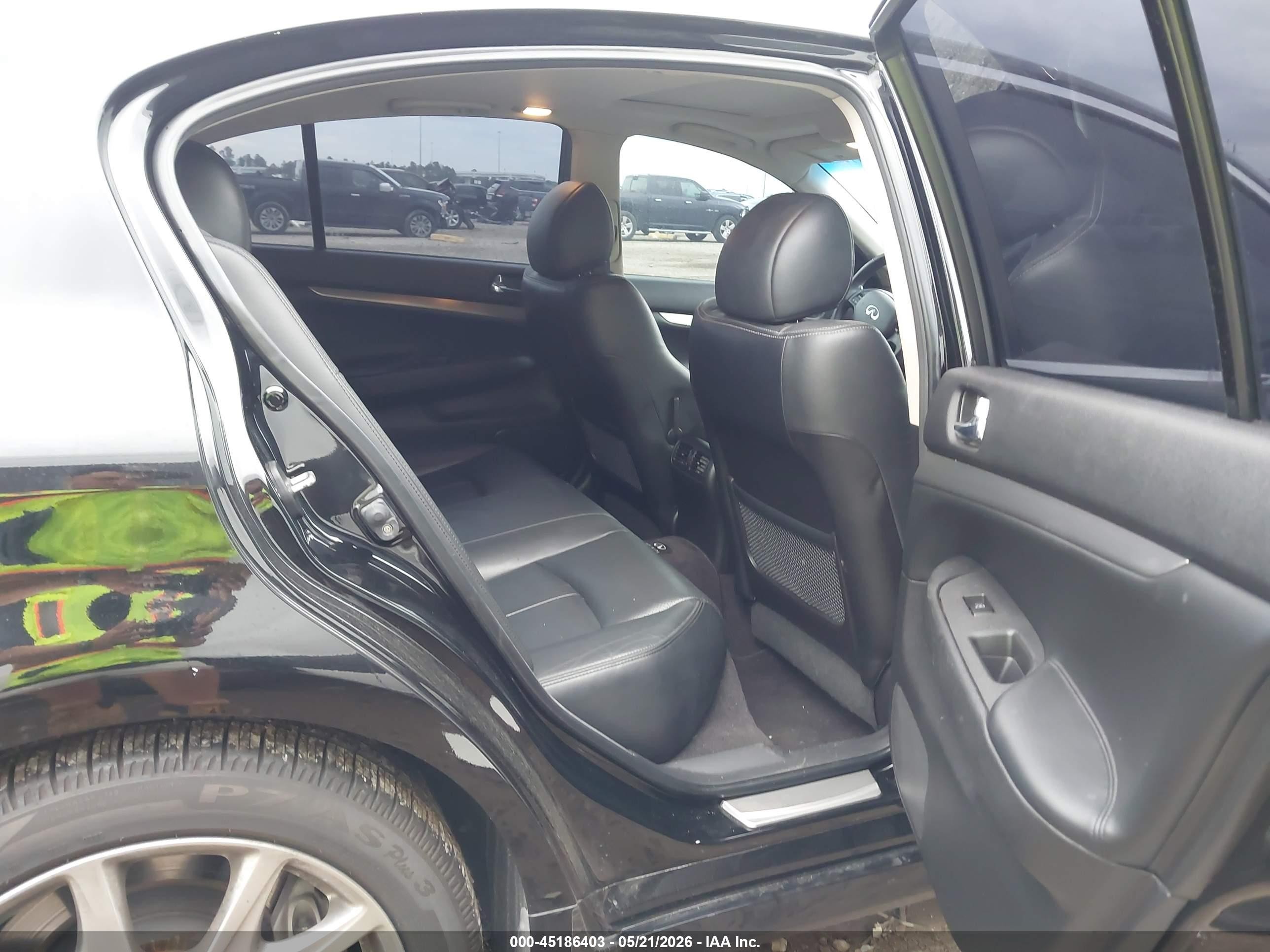 2012 Infiniti G37 Journey Black vin: JN1CV6AP5CM623028