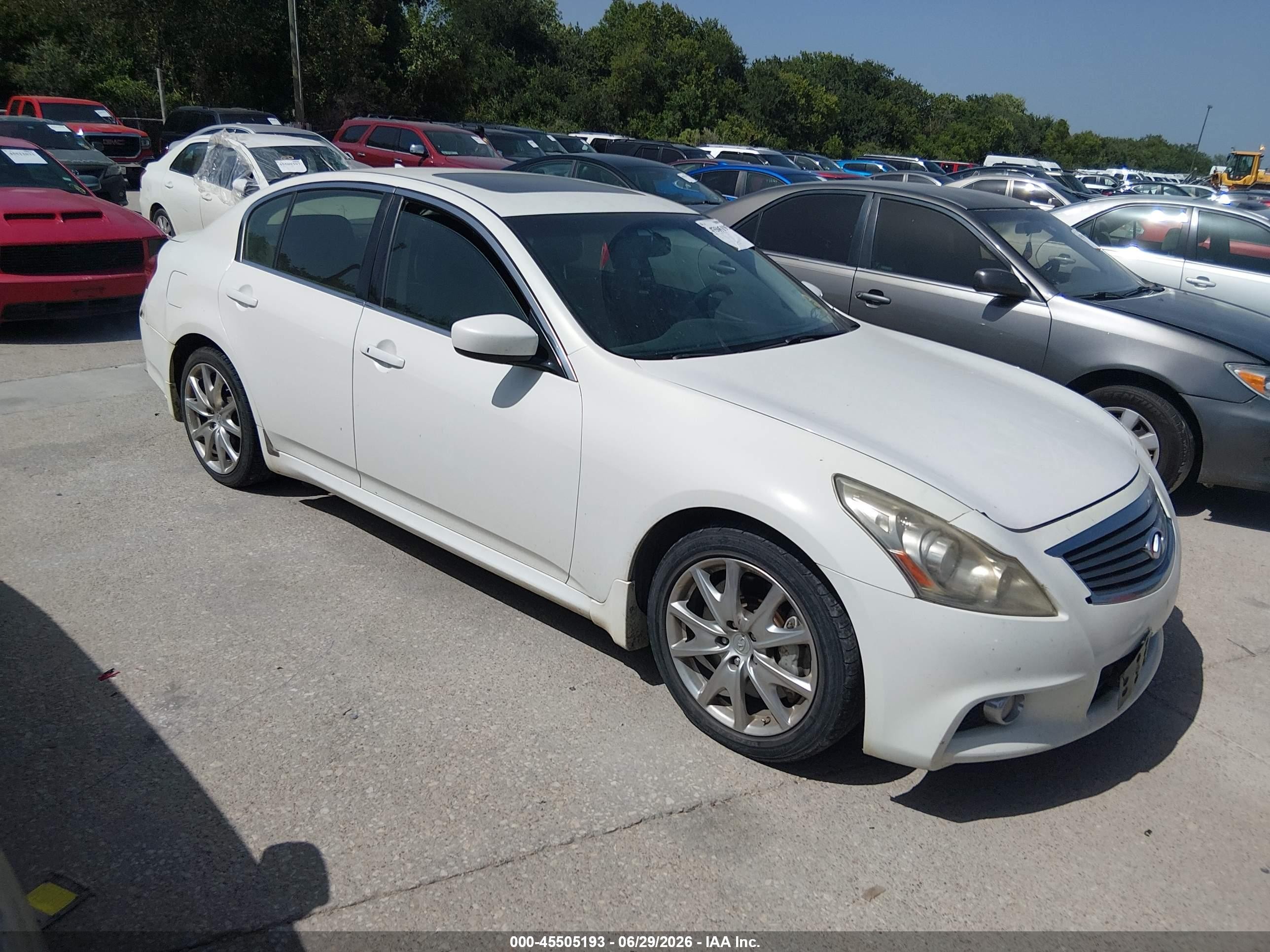2013 Infiniti G37 Journey White vin: JN1CV6AP5DM301202