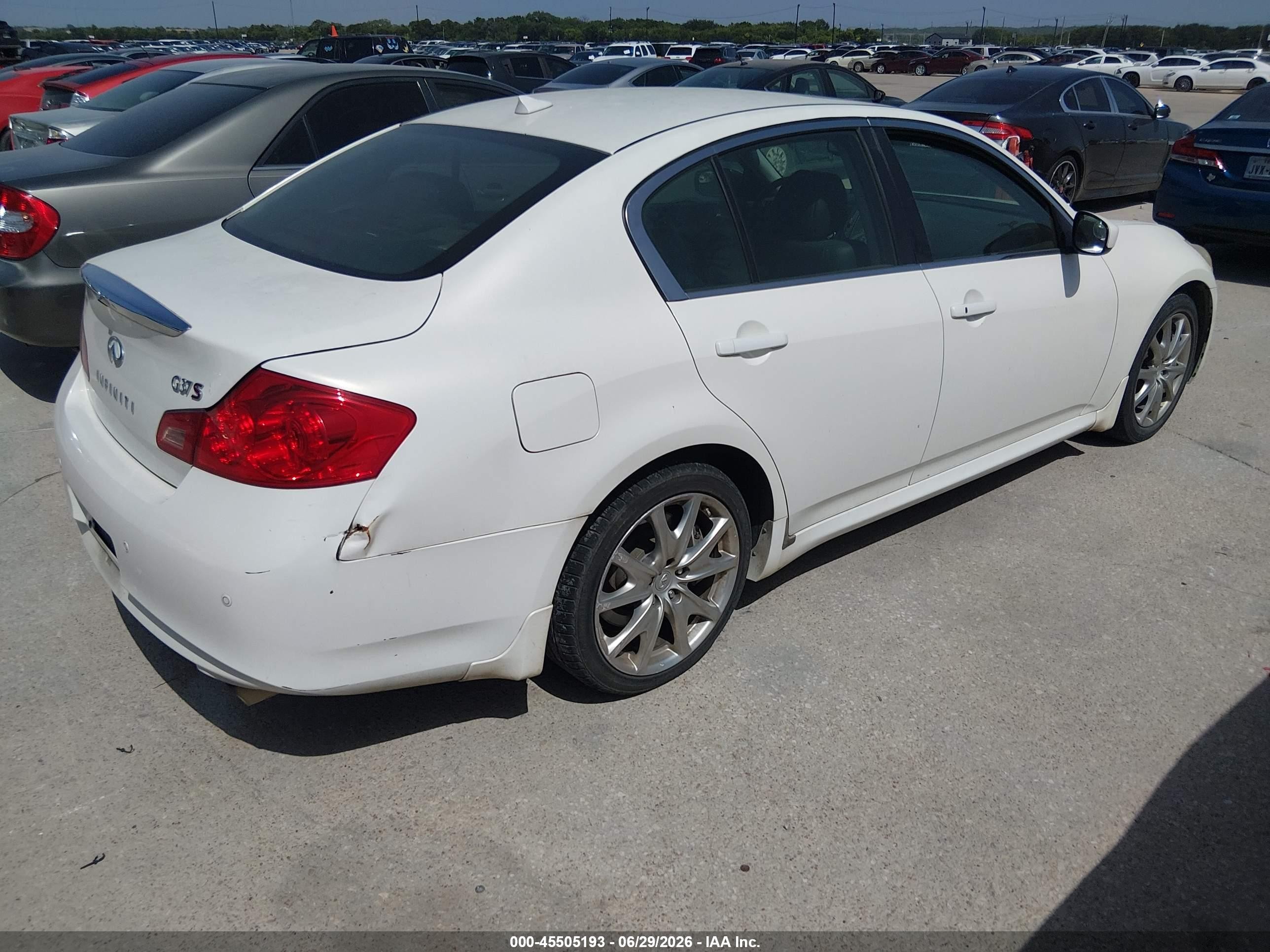 2013 Infiniti G37 Journey White vin: JN1CV6AP5DM301202
