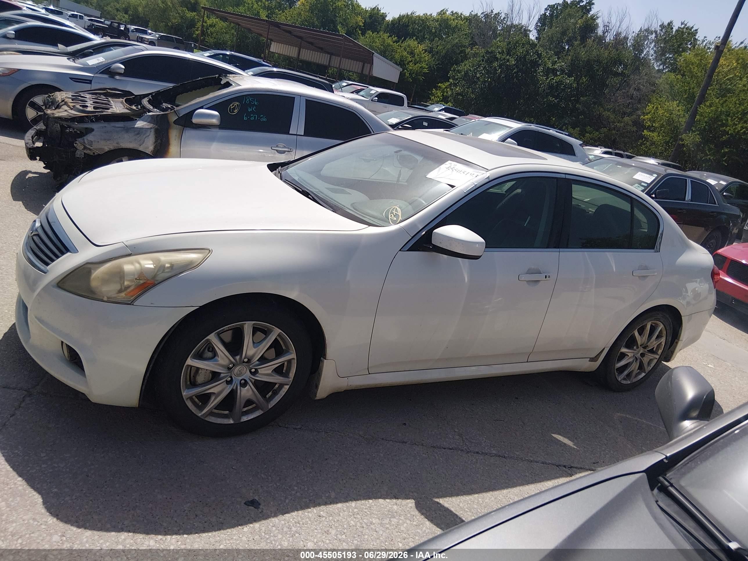 2013 Infiniti G37 Journey White vin: JN1CV6AP5DM301202