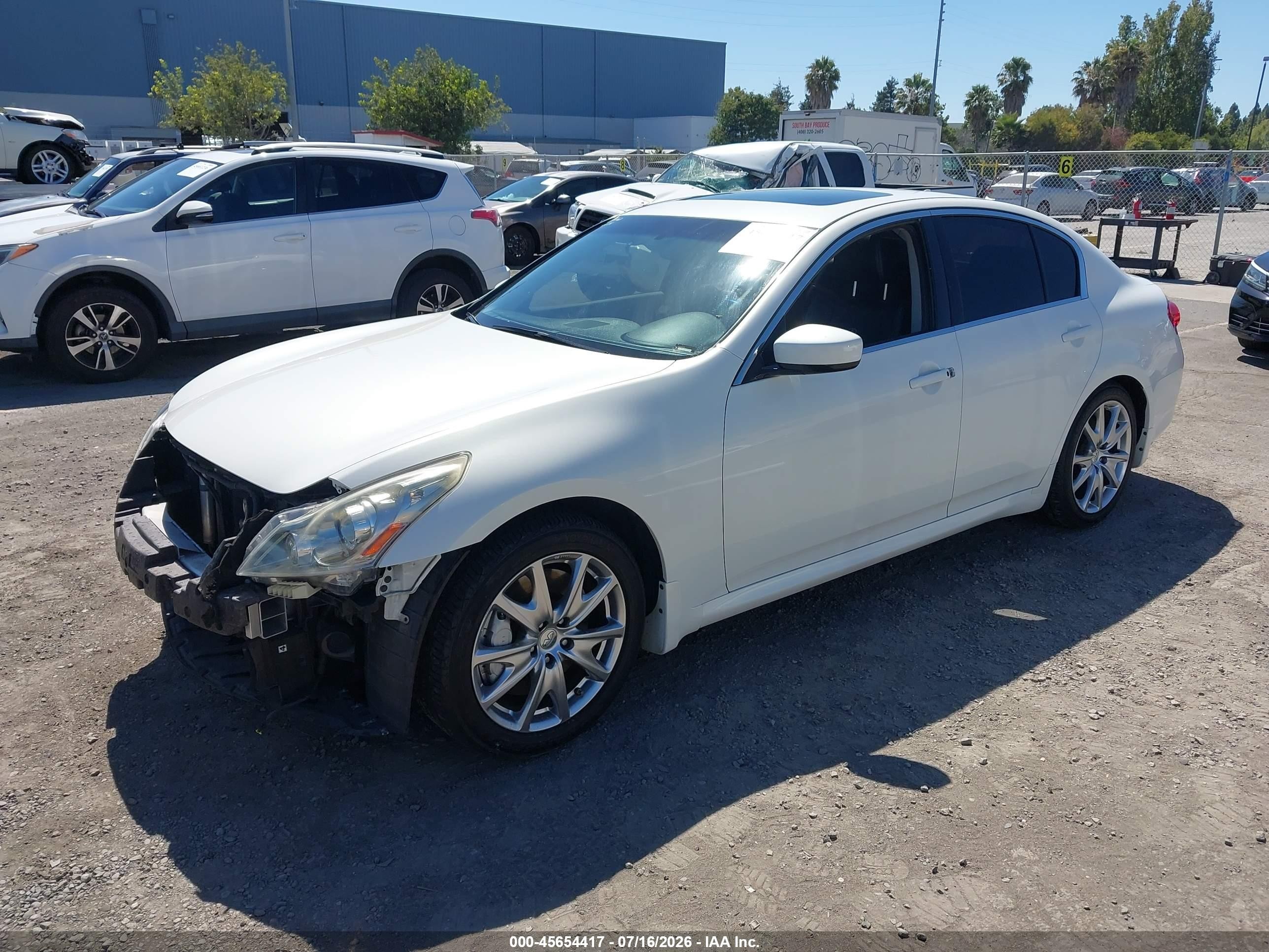 2013 Infiniti G37 Journey White vin: JN1CV6AP5DM711482