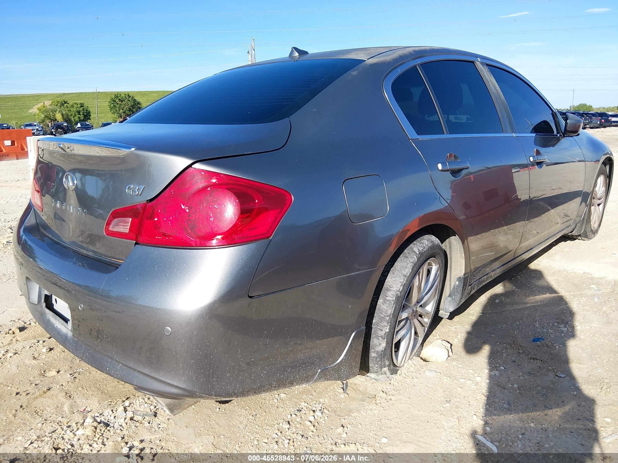2013 Infiniti G37 Journey Gray vin: JN1CV6AP5DM713233