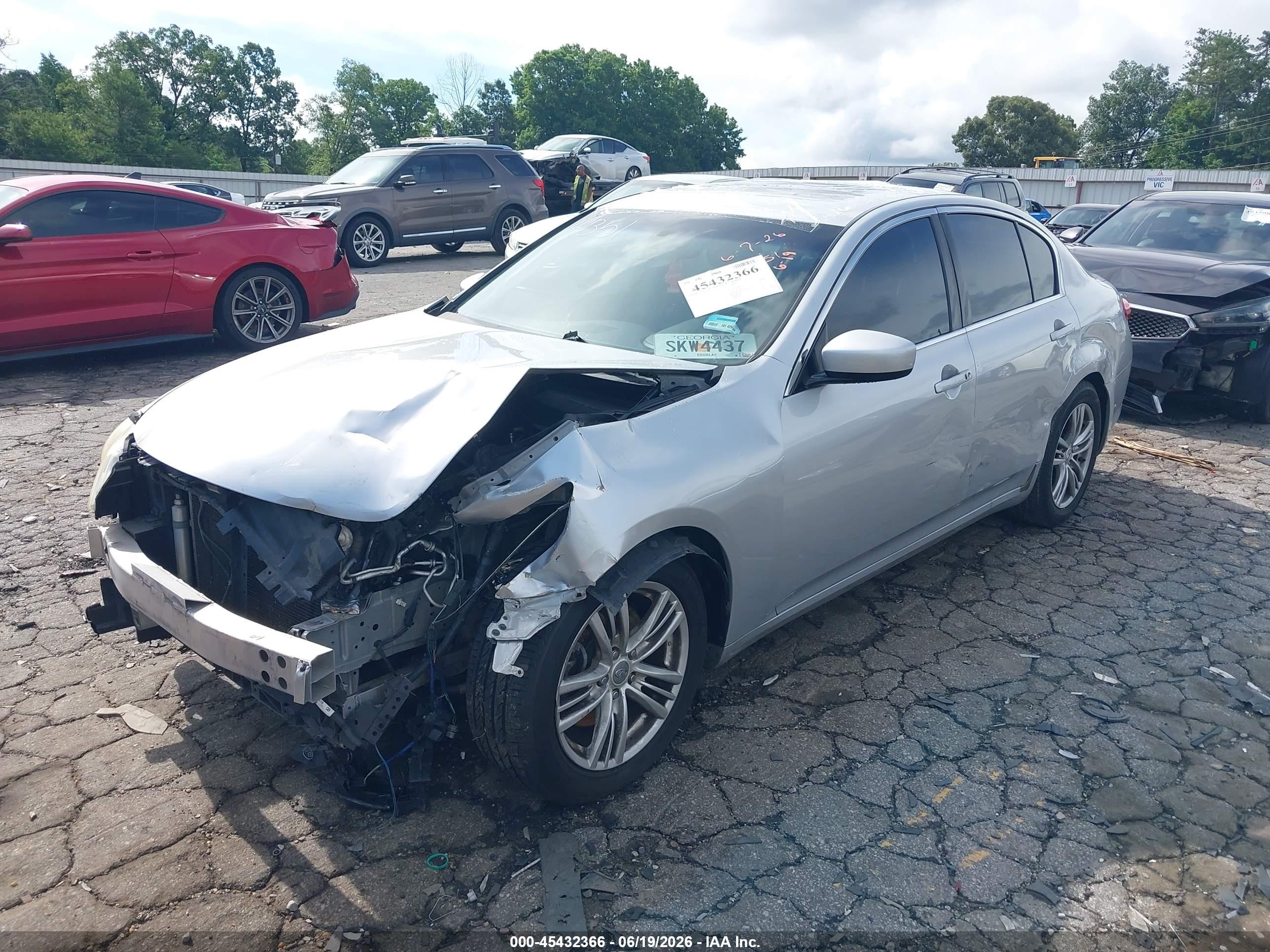 2013 Infiniti G37 Journey Серебряный vin: JN1CV6AP5DM714351