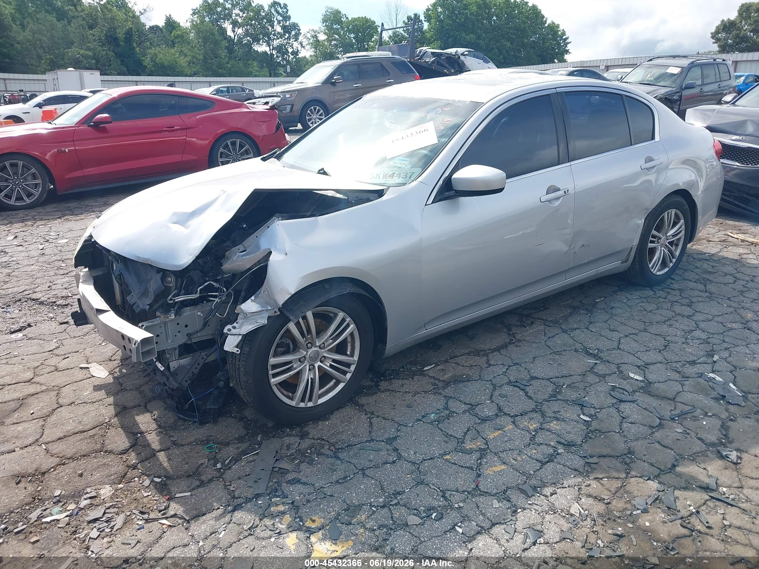 2013 Infiniti G37 Journey Серебряный vin: JN1CV6AP5DM714351