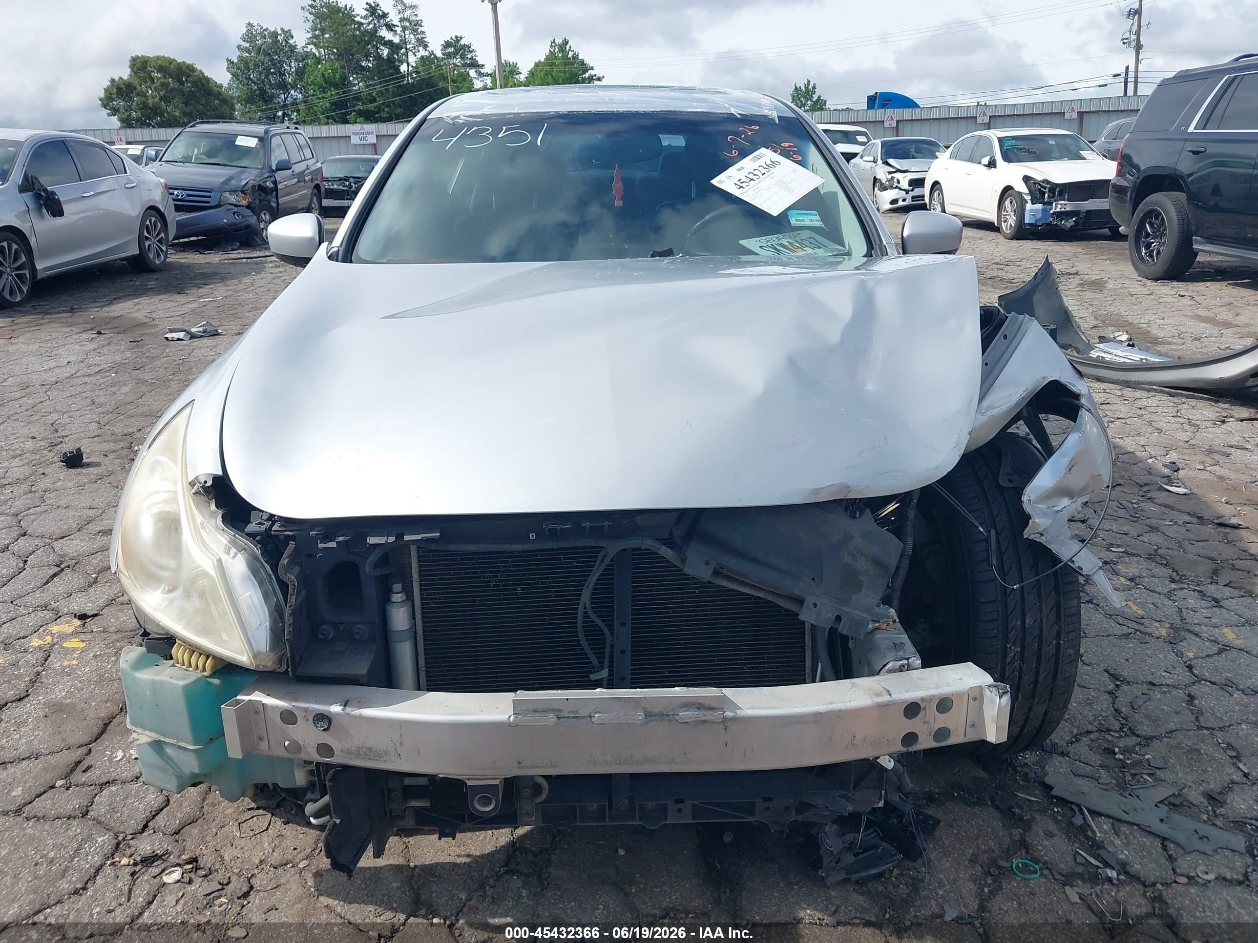 2013 Infiniti G37 Journey Серебряный vin: JN1CV6AP5DM714351