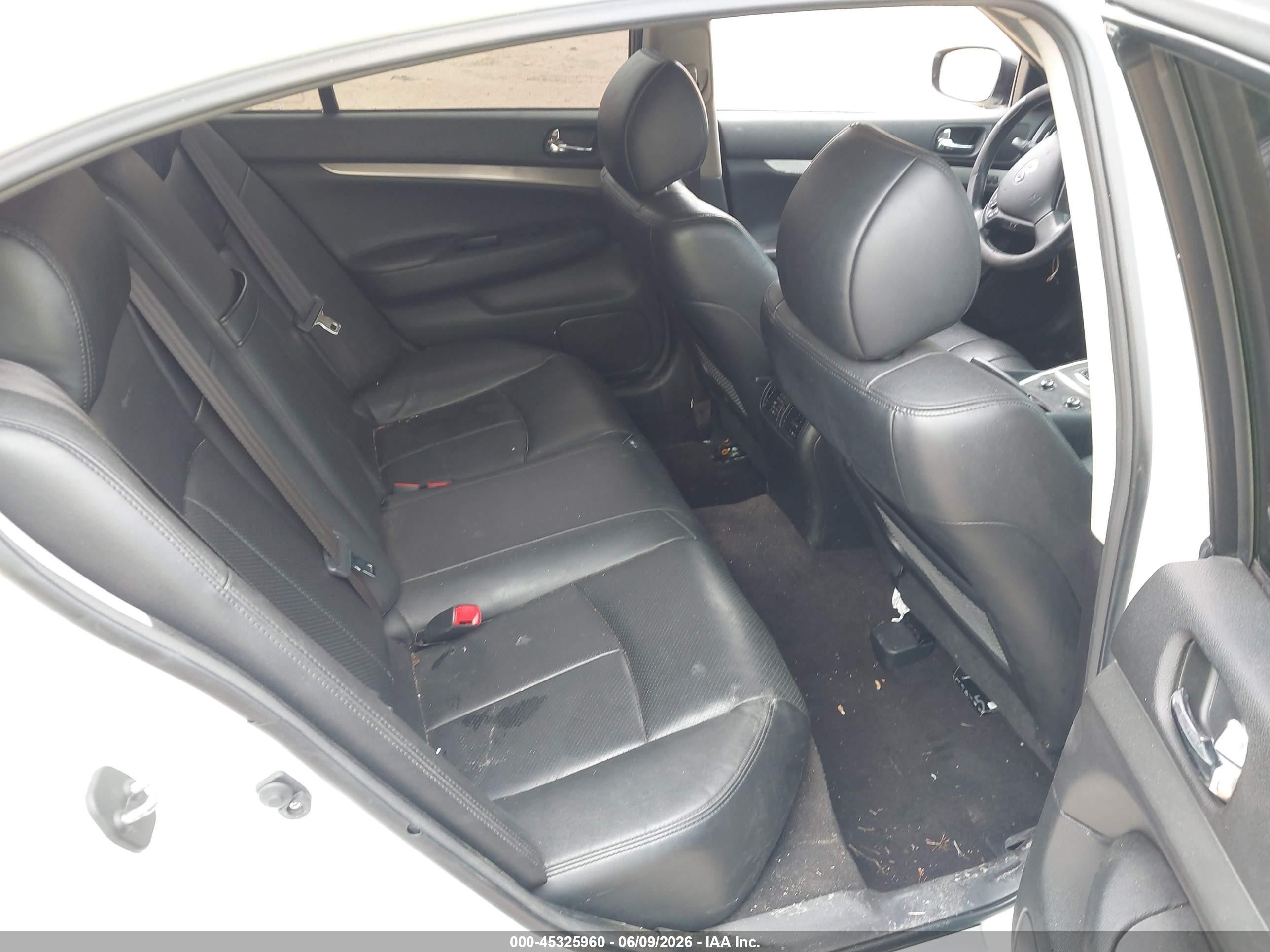 2013 Infiniti G37 Journey Белый vin: JN1CV6AP5DM721557