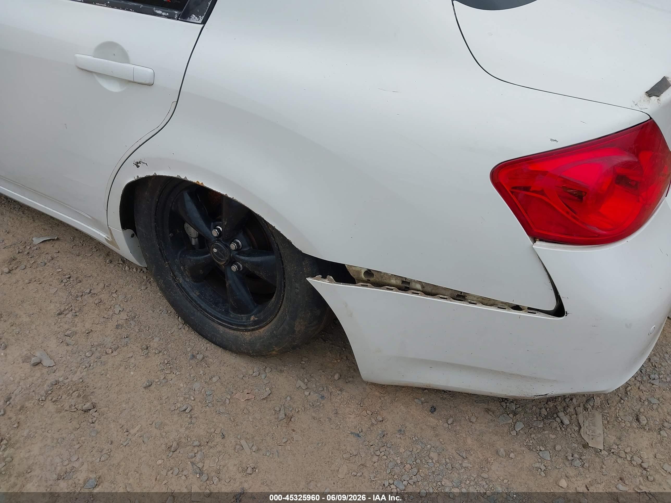 2013 Infiniti G37 Journey Белый vin: JN1CV6AP5DM721557