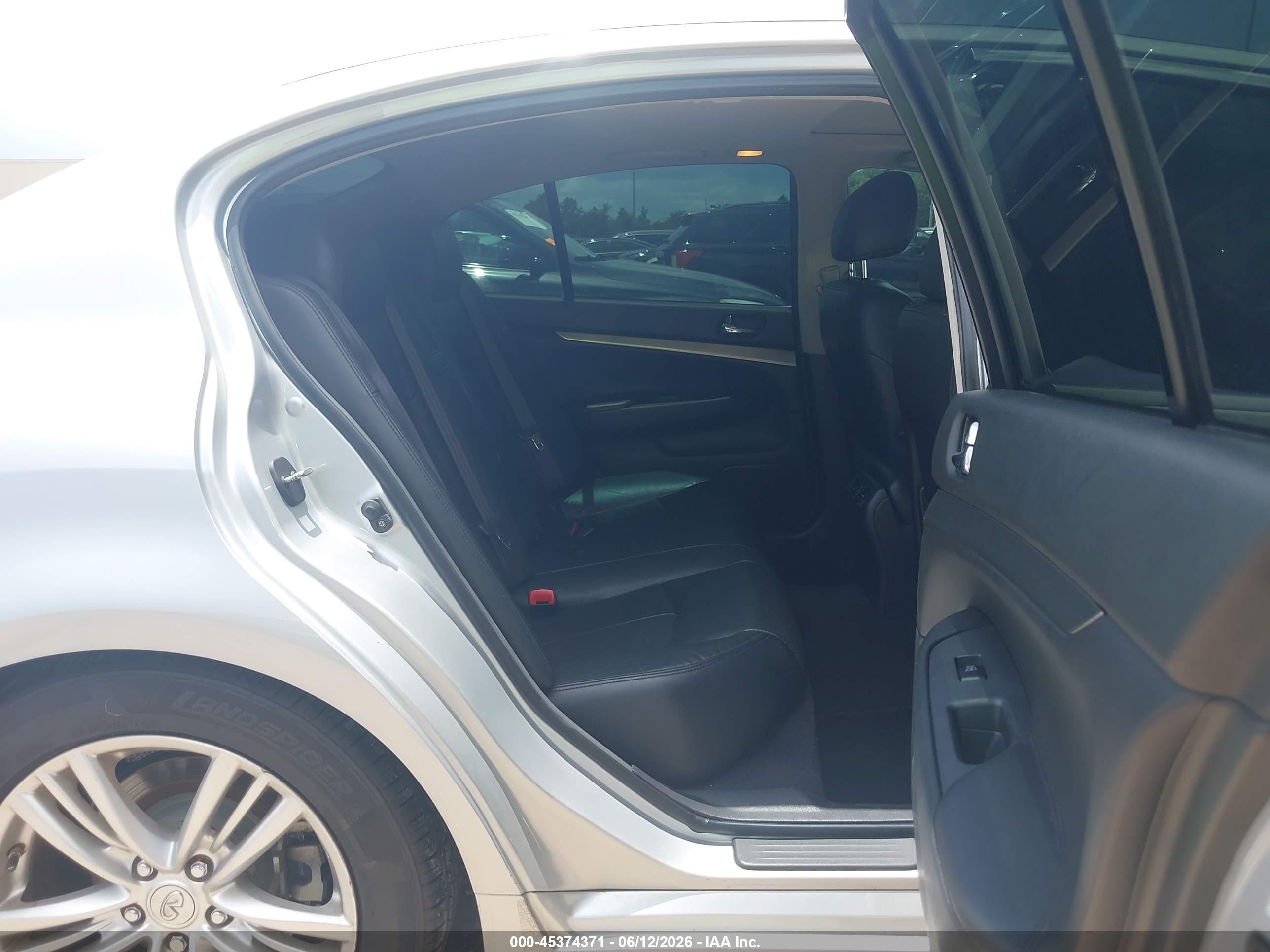 2013 Infiniti G37 Journey Silver vin: JN1CV6AP5DM722806