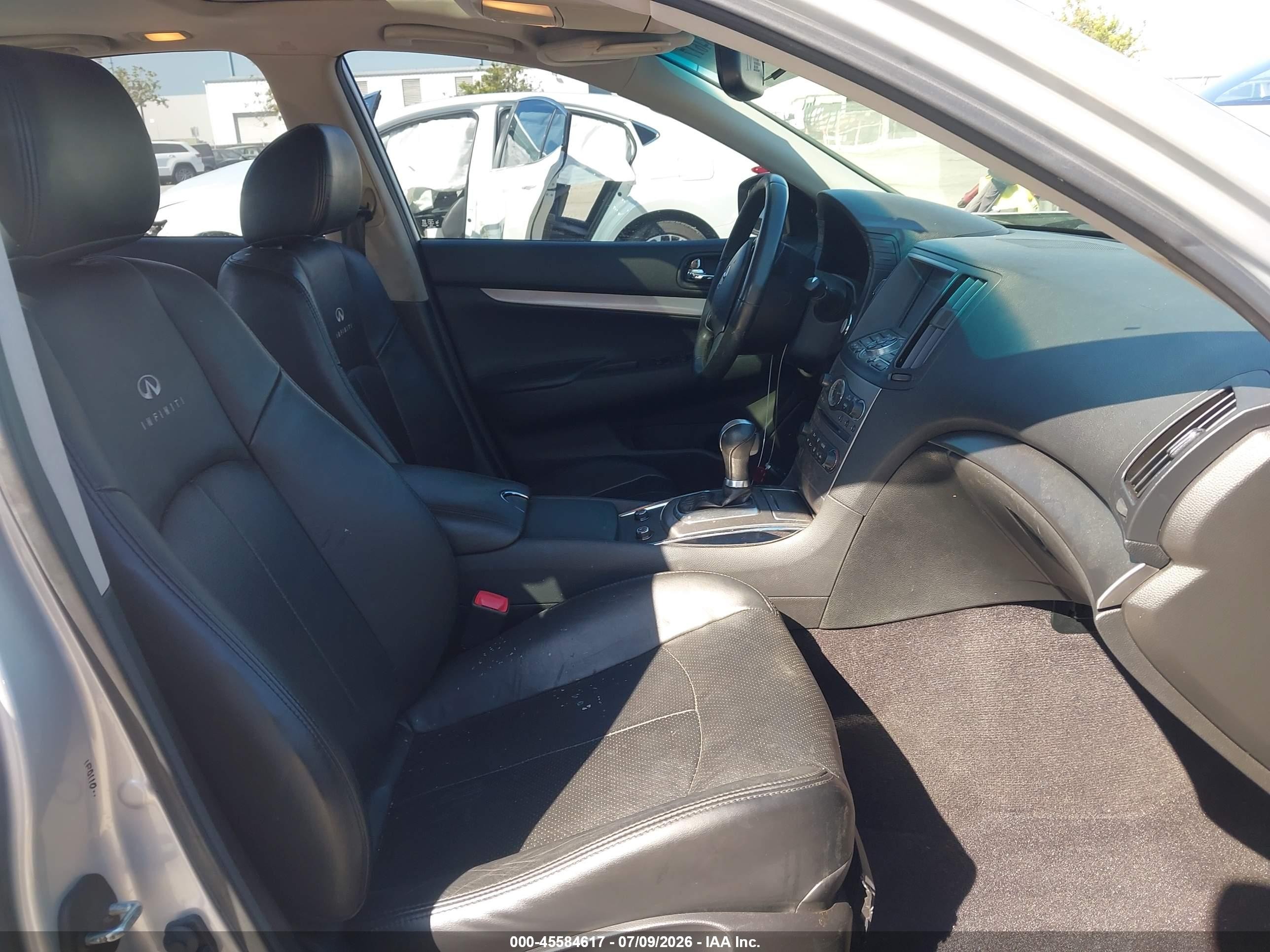 2013 Infiniti G37 Journey Silver vin: JN1CV6AP5DM725849