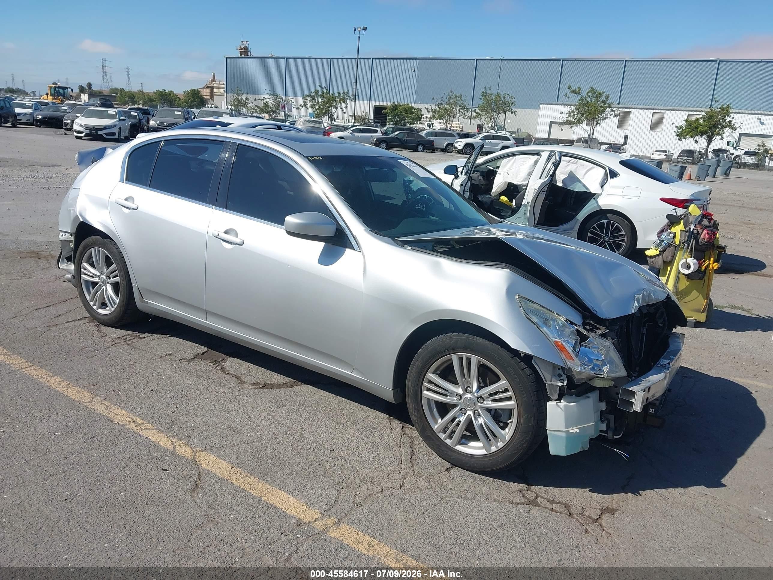 2013 Infiniti G37 Journey Silver vin: JN1CV6AP5DM725849