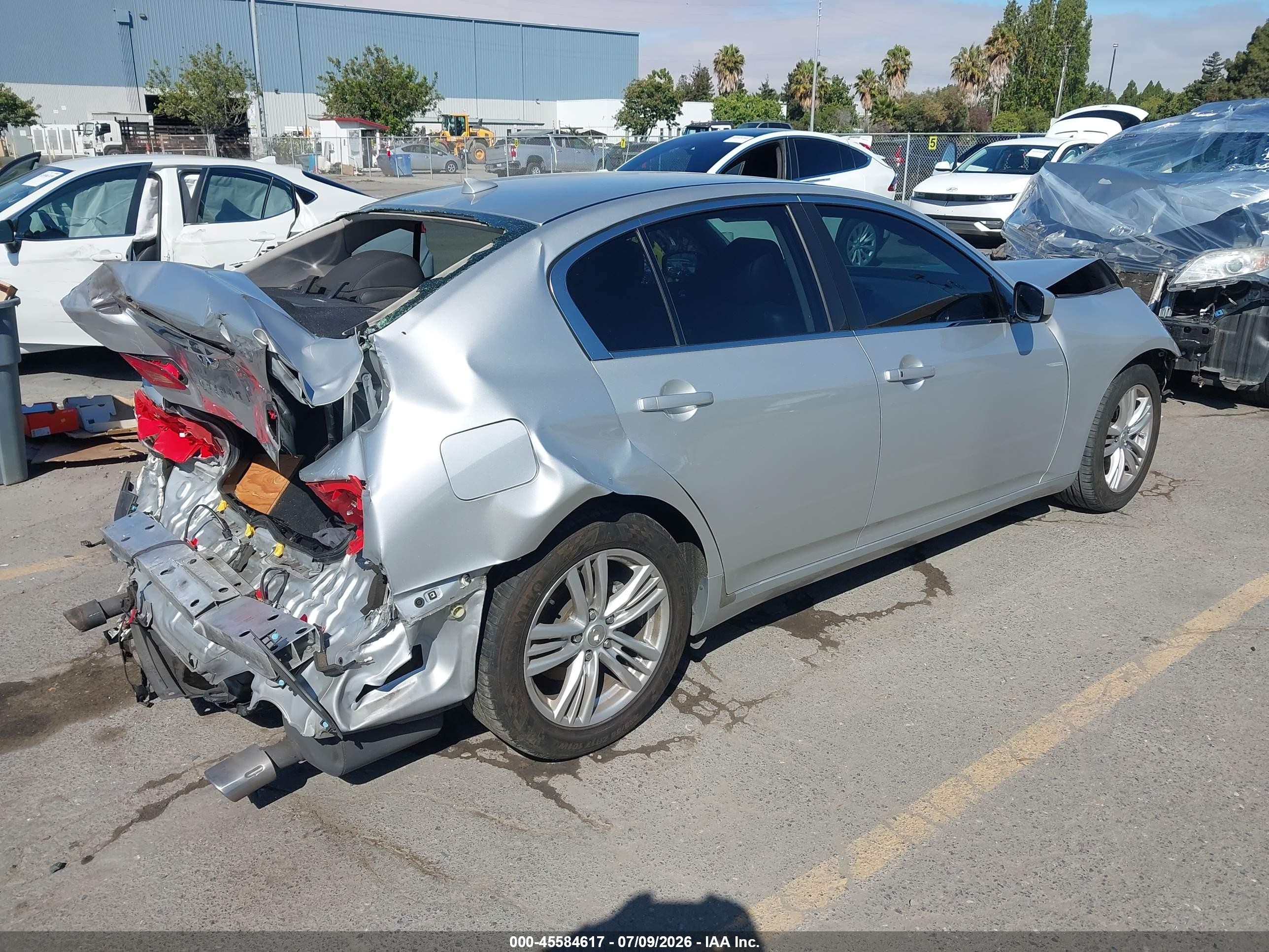 2013 Infiniti G37 Journey Silver vin: JN1CV6AP5DM725849