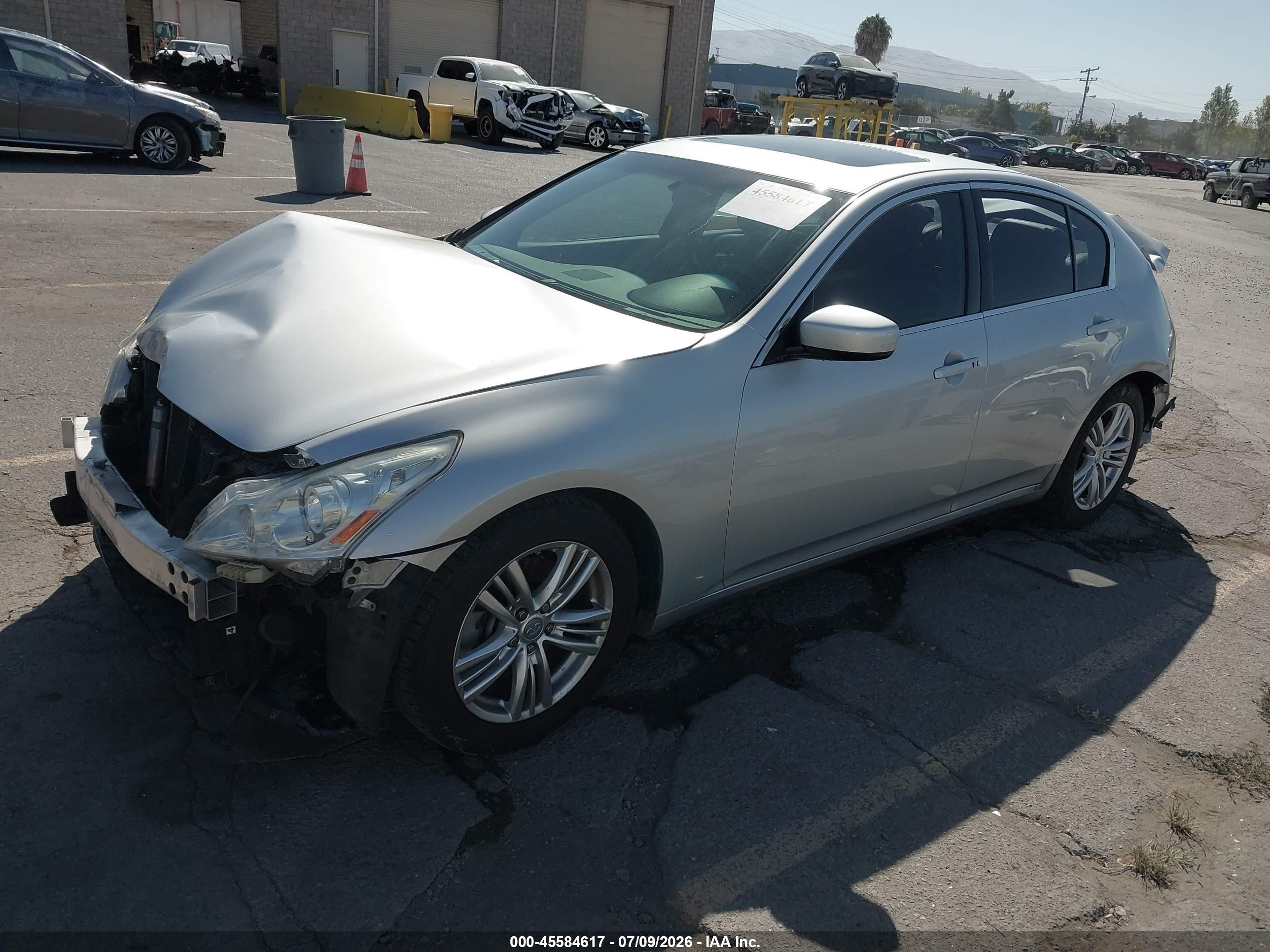 2013 Infiniti G37 Journey Silver vin: JN1CV6AP5DM725849