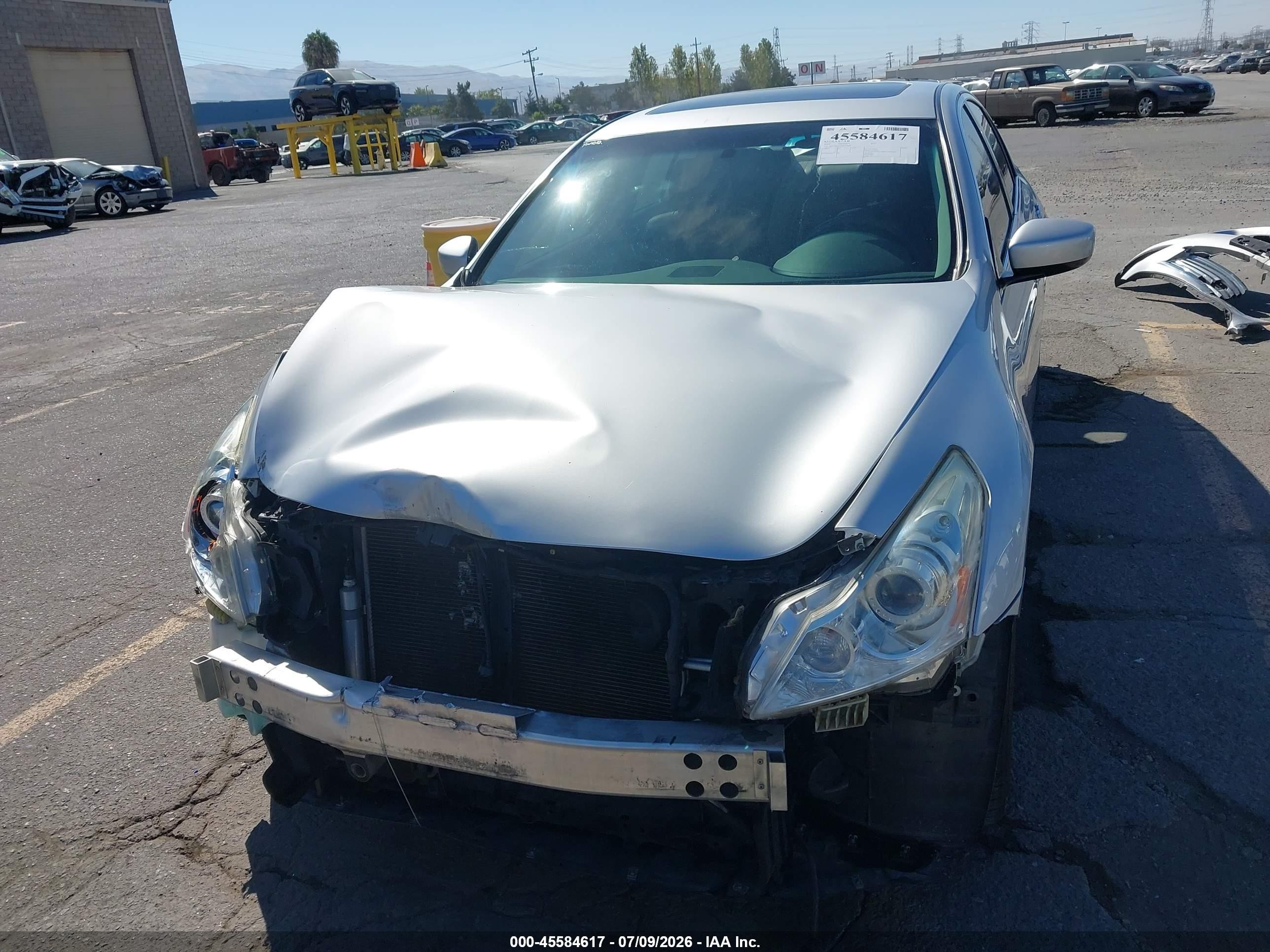2013 Infiniti G37 Journey Silver vin: JN1CV6AP5DM725849