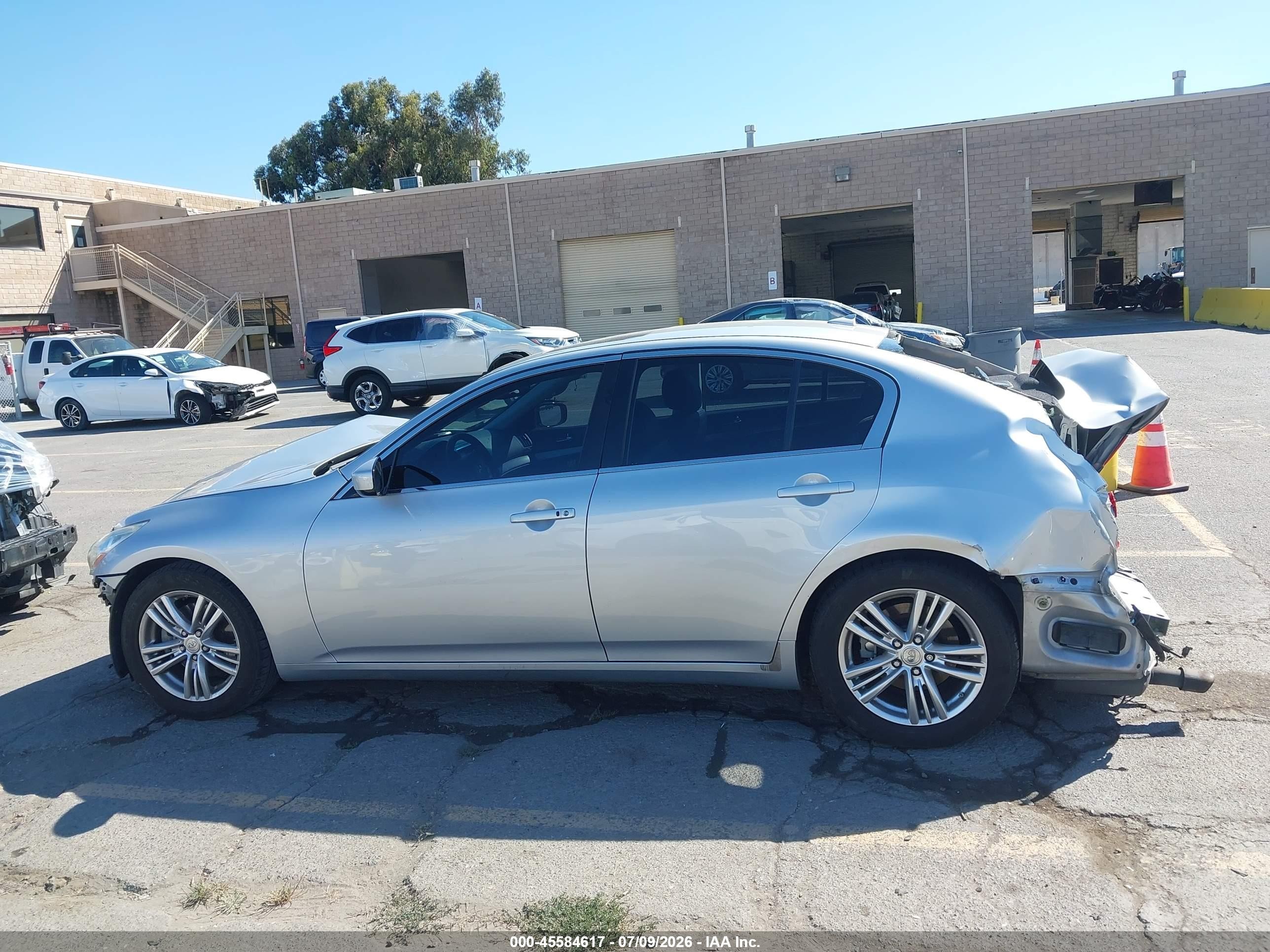 2013 Infiniti G37 Journey Silver vin: JN1CV6AP5DM725849