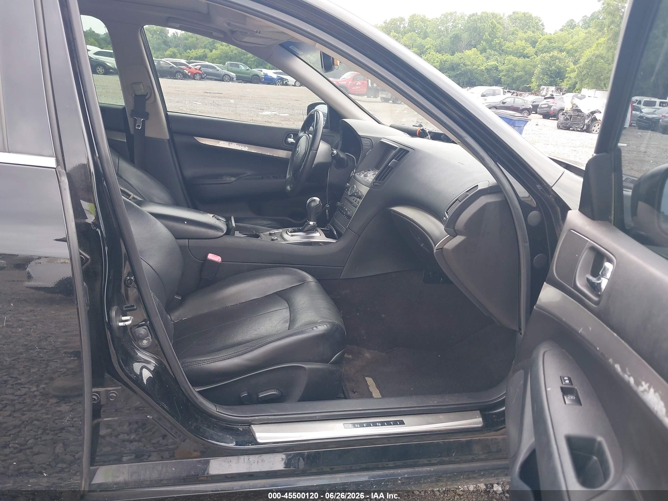 2015 Infiniti Q40   Black vin: JN1CV6AP5FM500821