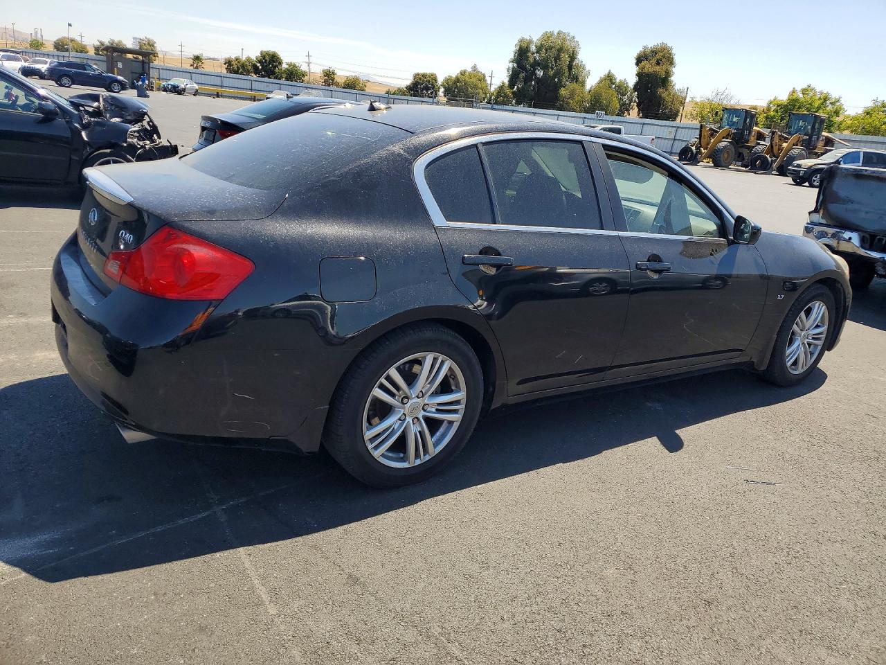 2015 Infiniti Q40 Base Black vin: JN1CV6AP5FM500897