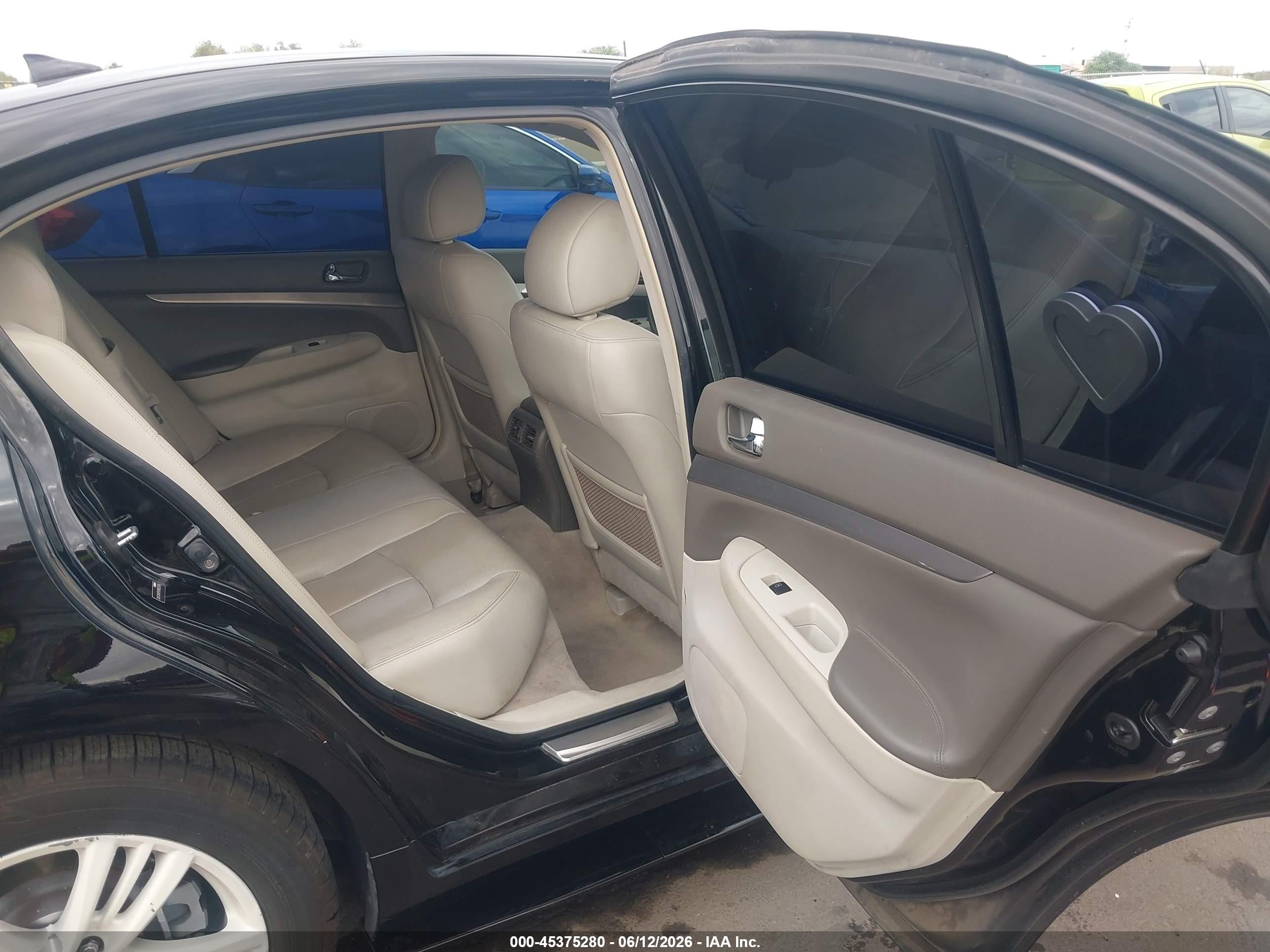 2015 Infiniti Q40   Black vin: JN1CV6AP5FM502696