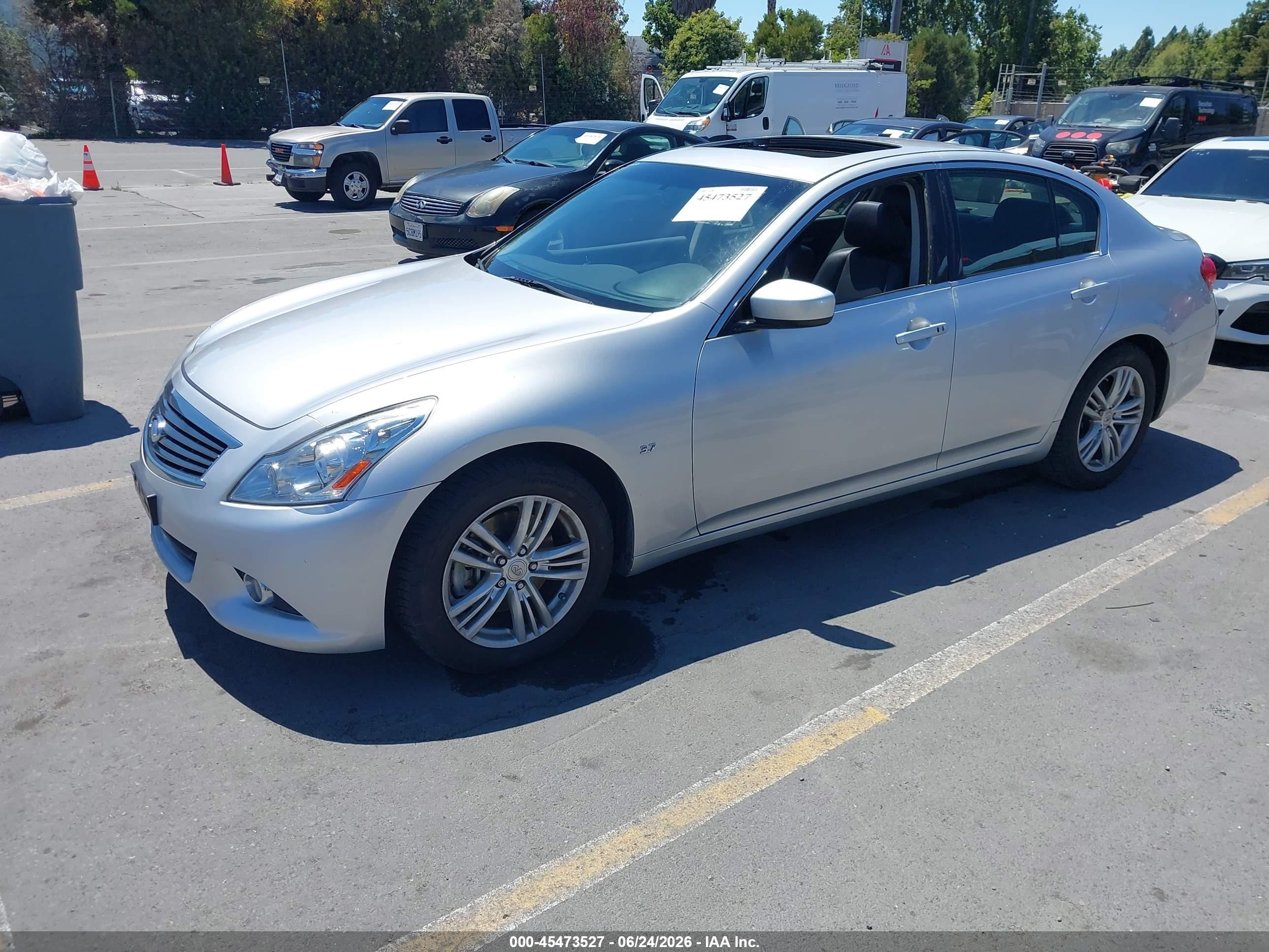 2015 Infiniti Q40 Серый vin: JN1CV6AP5FM503010