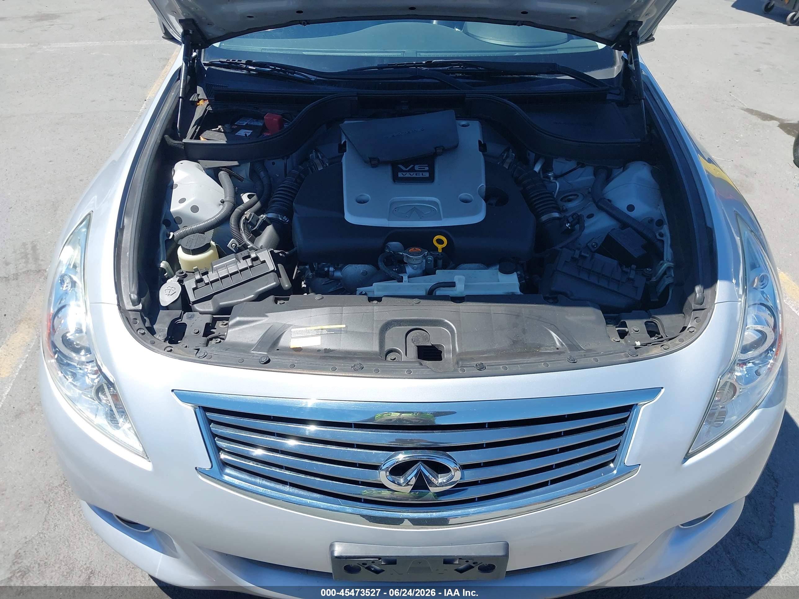2015 Infiniti Q40 Серый vin: JN1CV6AP5FM503010