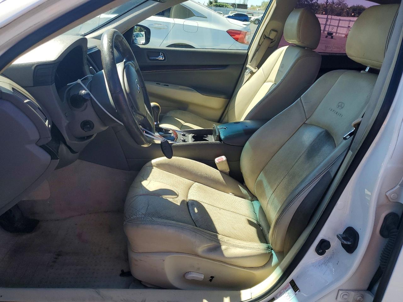 2010 Infiniti G37 Sedan Base White vin: JN1CV6AP6AM204280