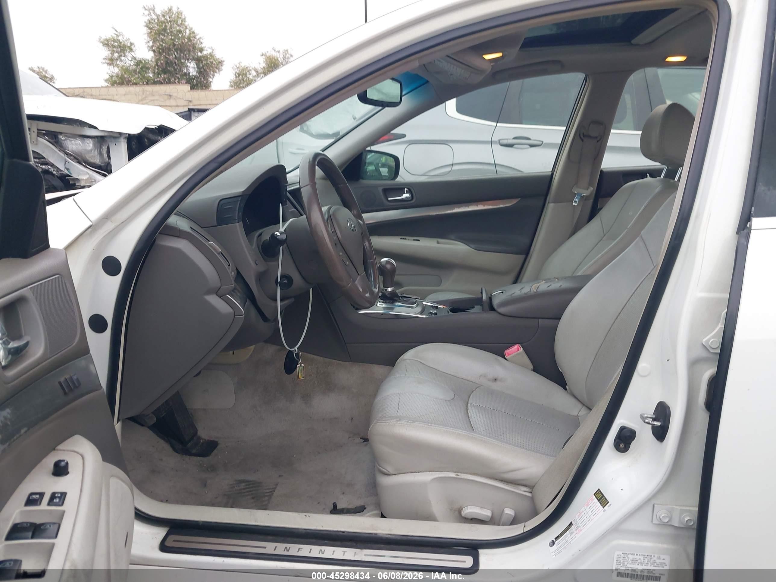 2010 Infiniti G37 Journey White vin: JN1CV6AP6AM402146