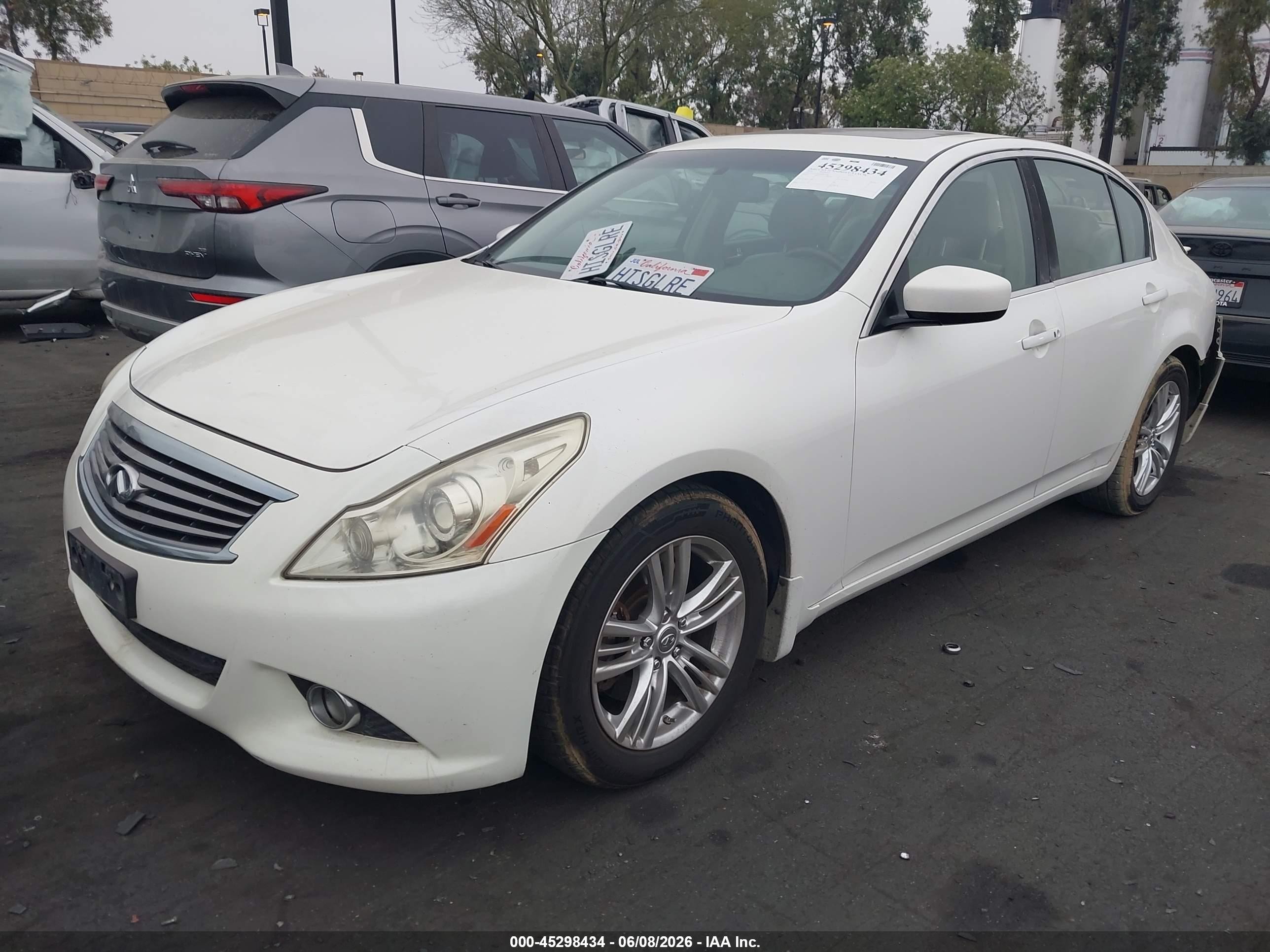 2010 Infiniti G37 Journey White vin: JN1CV6AP6AM402146