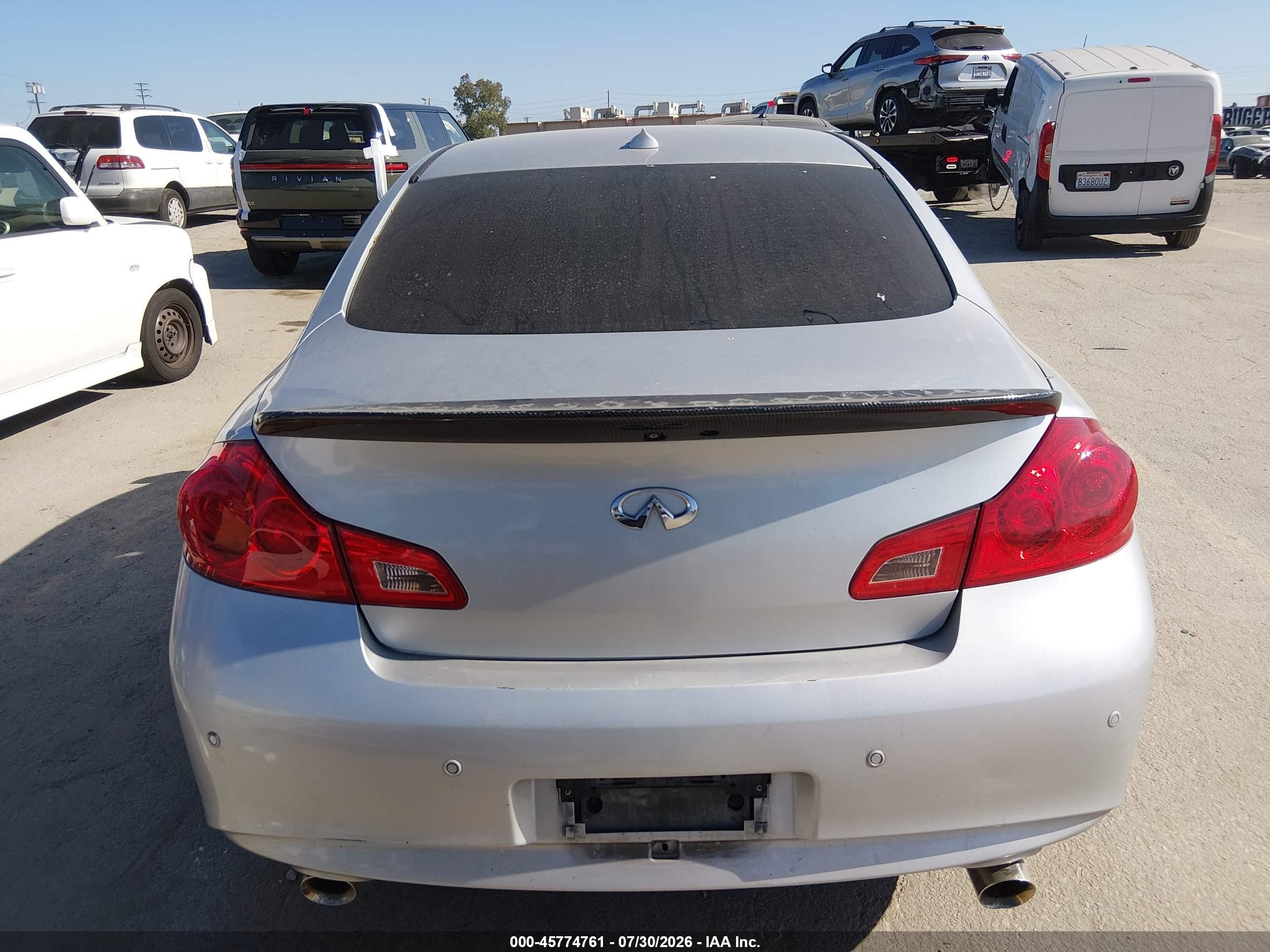 2010 Infiniti G37 Journey Silver vin: JN1CV6AP6AM403622