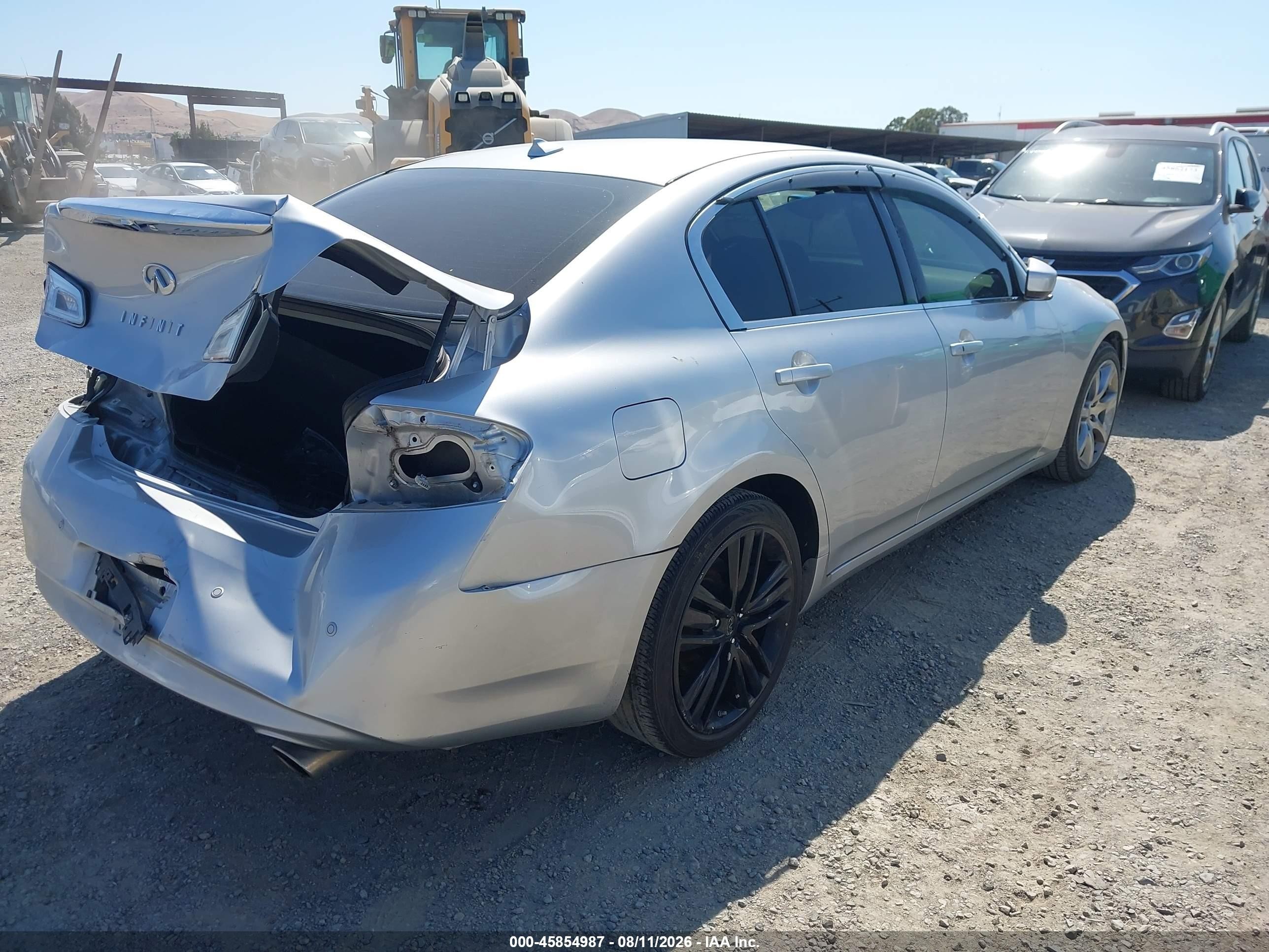 2011 Infiniti G37 Journey Silver vin: JN1CV6AP6BM501924
