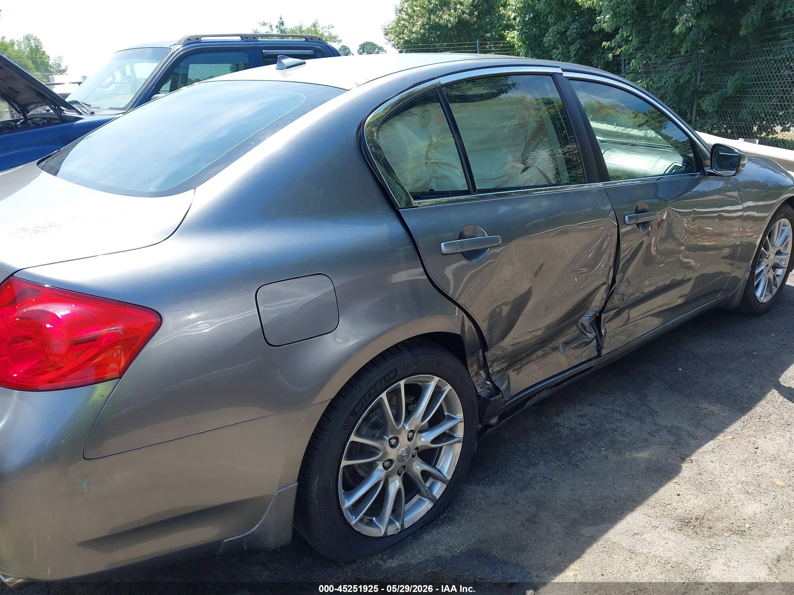 2012 Infiniti G37 Journey Gray vin: JN1CV6AP6CM620543