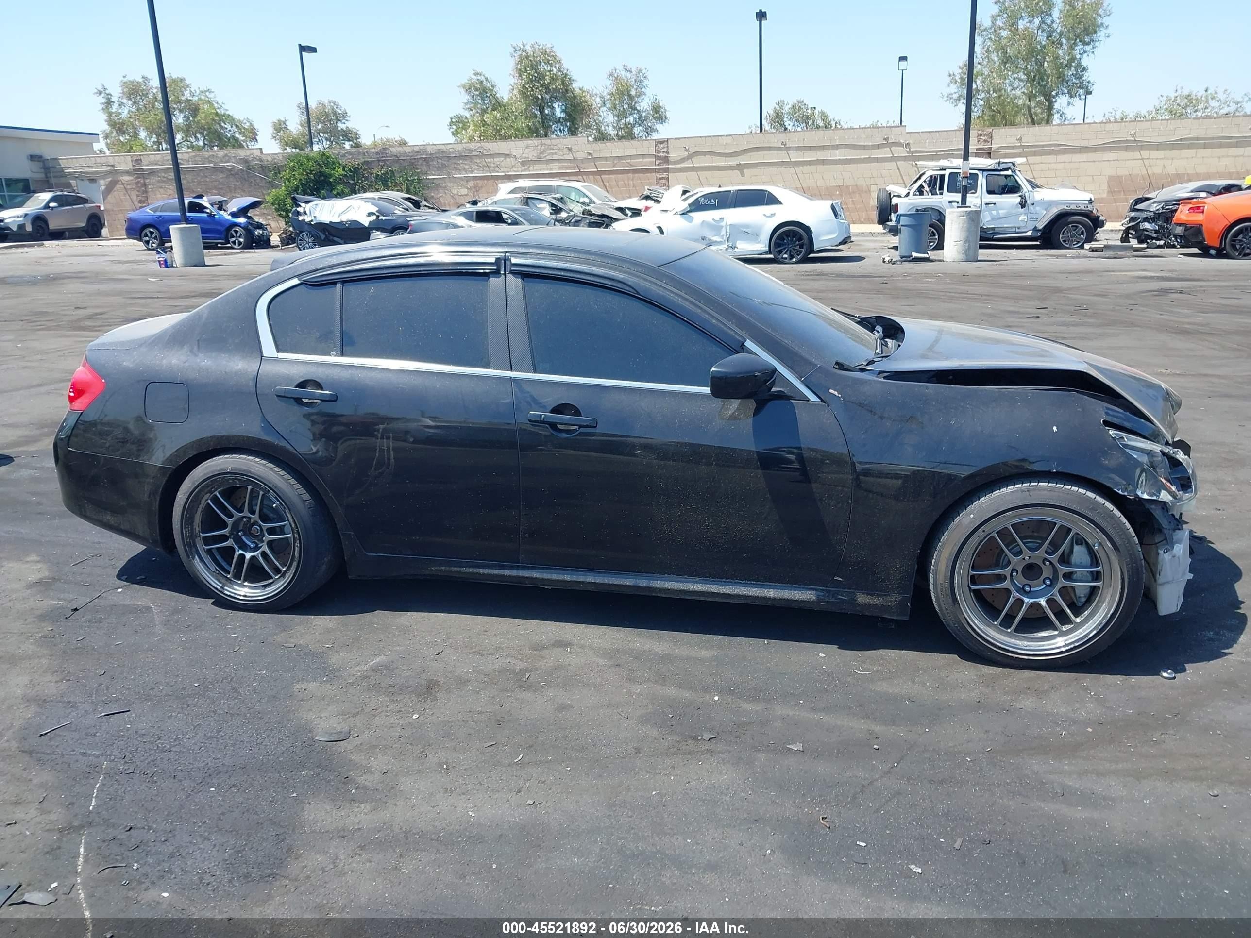 2013 Infiniti G37 Journey Черный vin: JN1CV6AP6DM714391