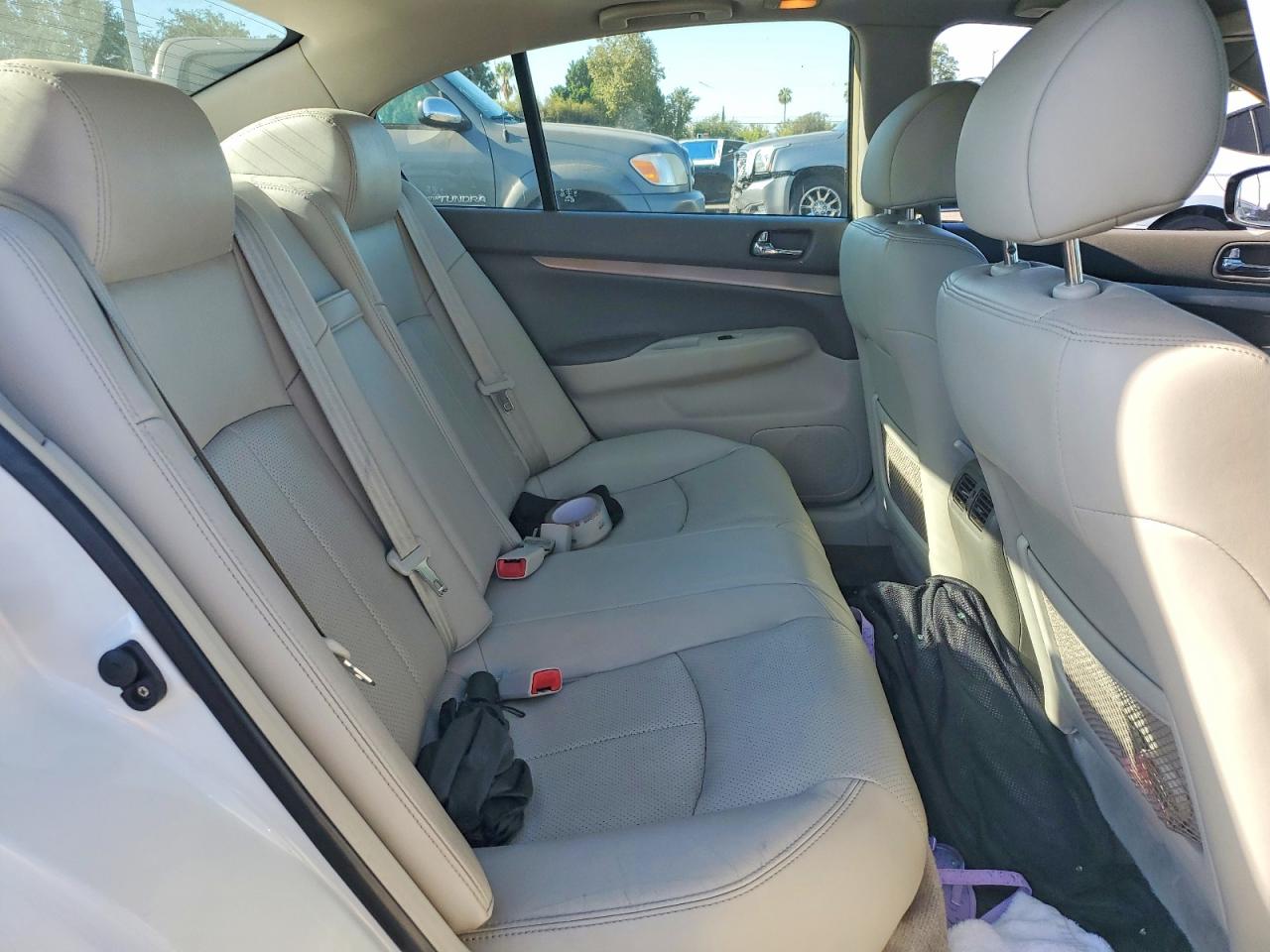 2013 Infiniti G37 Sedan Journey White vin: JN1CV6AP6DM716027