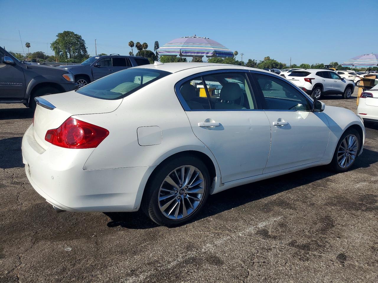 2013 Infiniti G37 Sedan Journey White vin: JN1CV6AP6DM716027